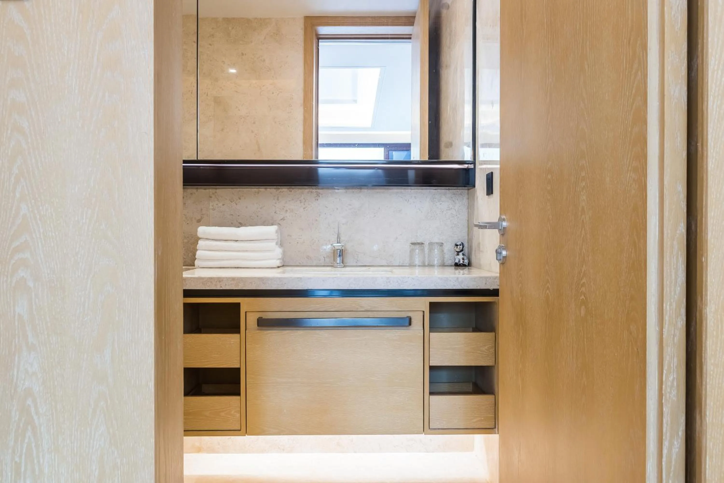 HaitangBay Loosen Coast Resort Villas