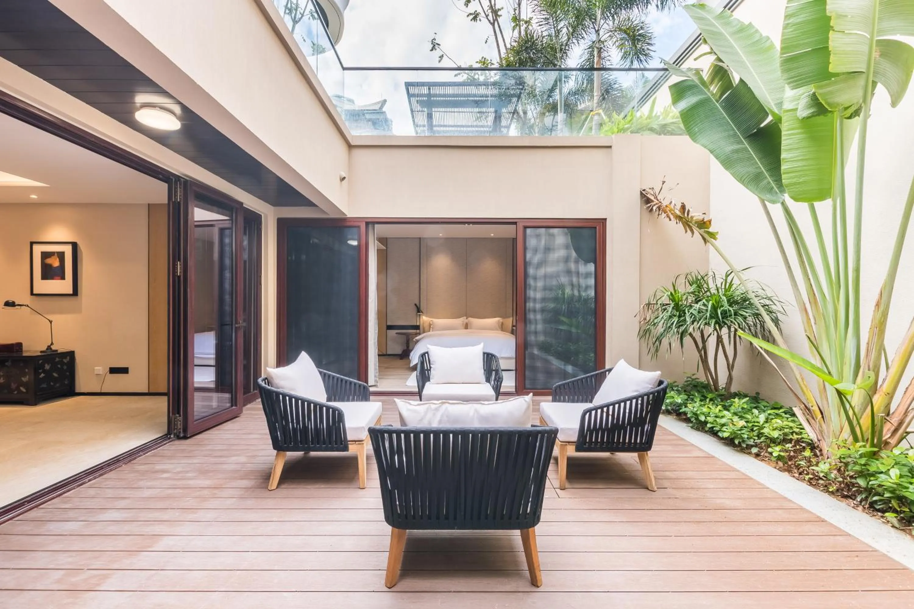 HaitangBay Loosen Coast Resort Villas