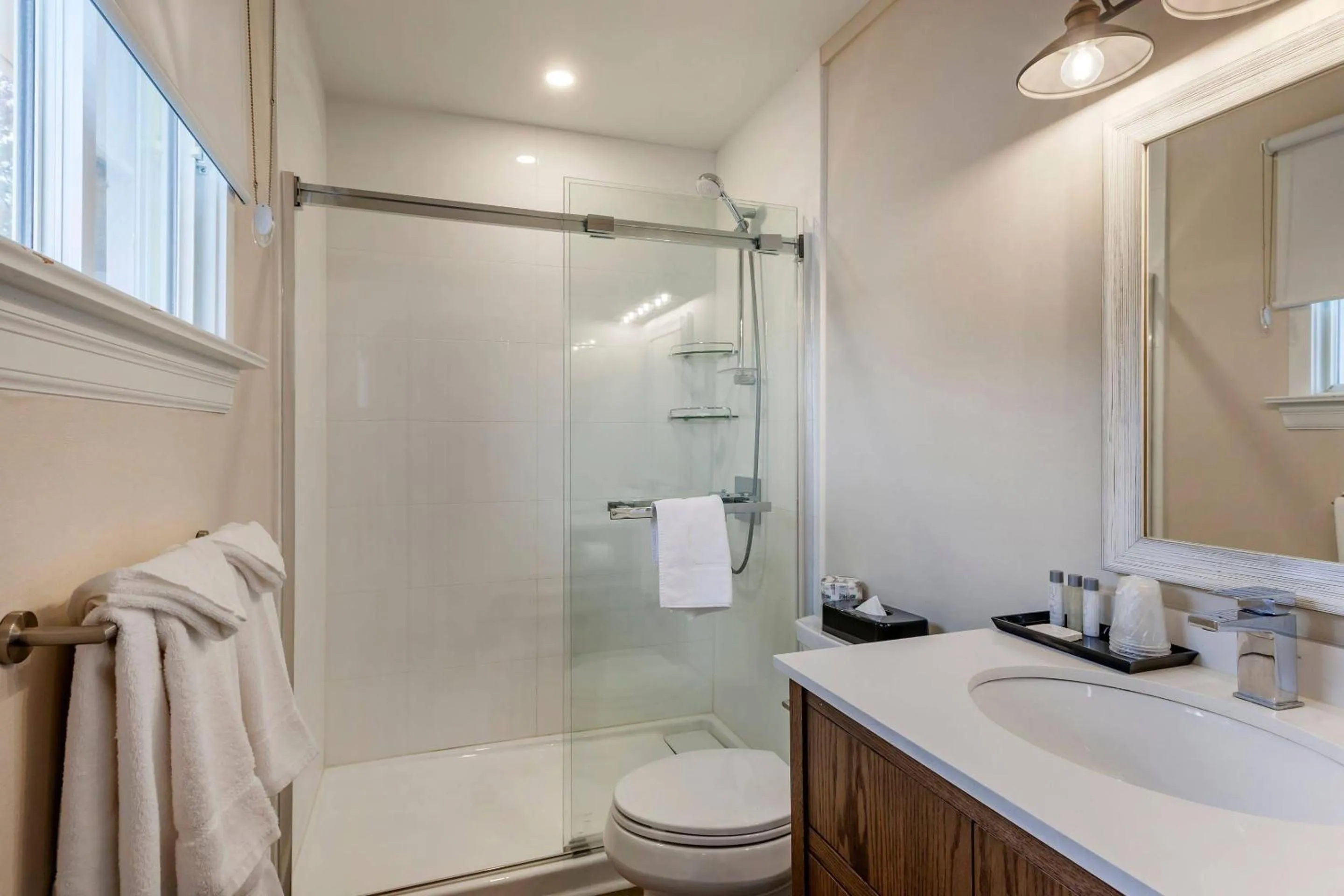 Bedroom in Bayview Wildwood Resort, an Ascend Collection Resort