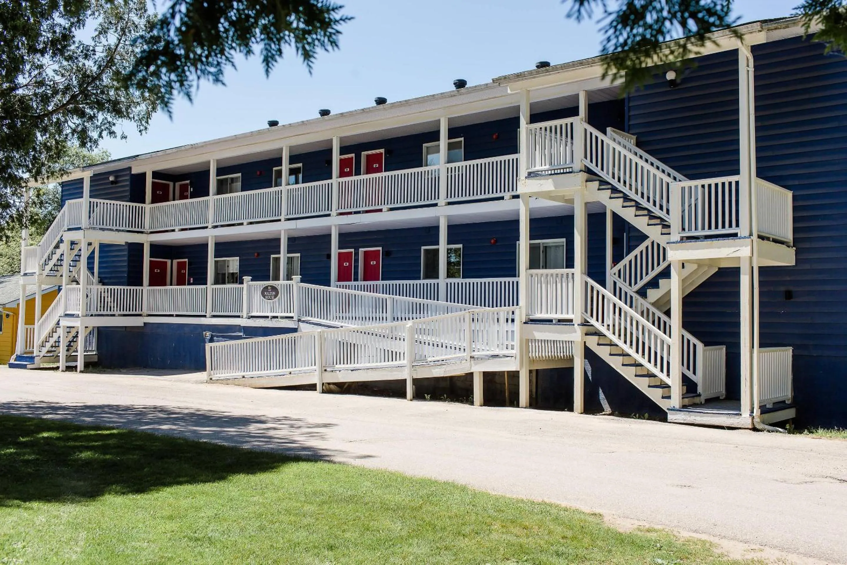 Property building in Bayview Wildwood Resort, an Ascend Collection Resort
