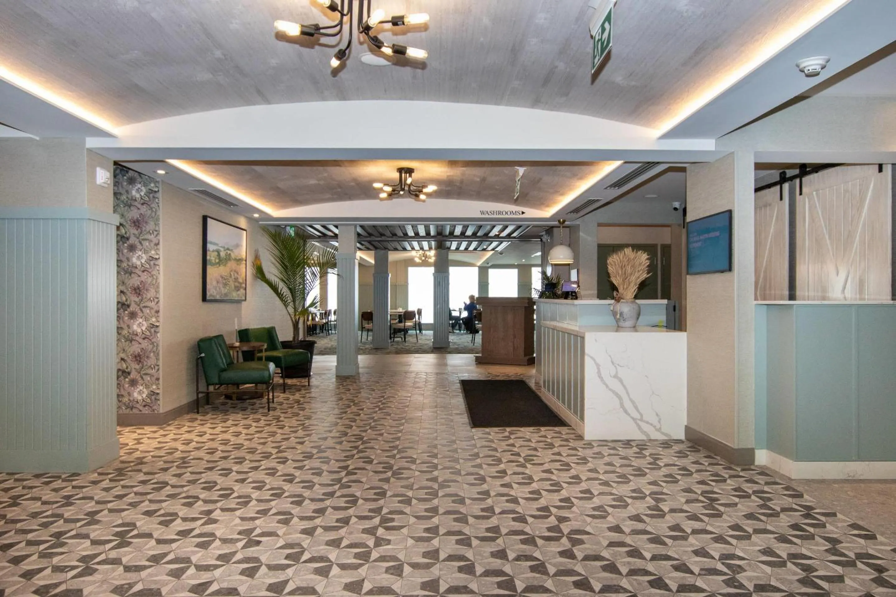 Lobby or reception in Bayview Wildwood Resort, an Ascend Collection Resort