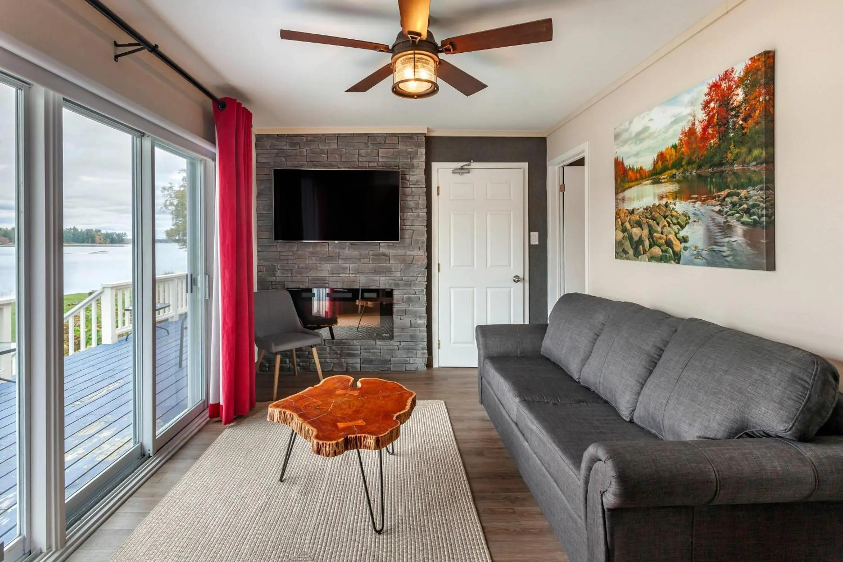 Bedroom in Bayview Wildwood Resort, an Ascend Collection Resort