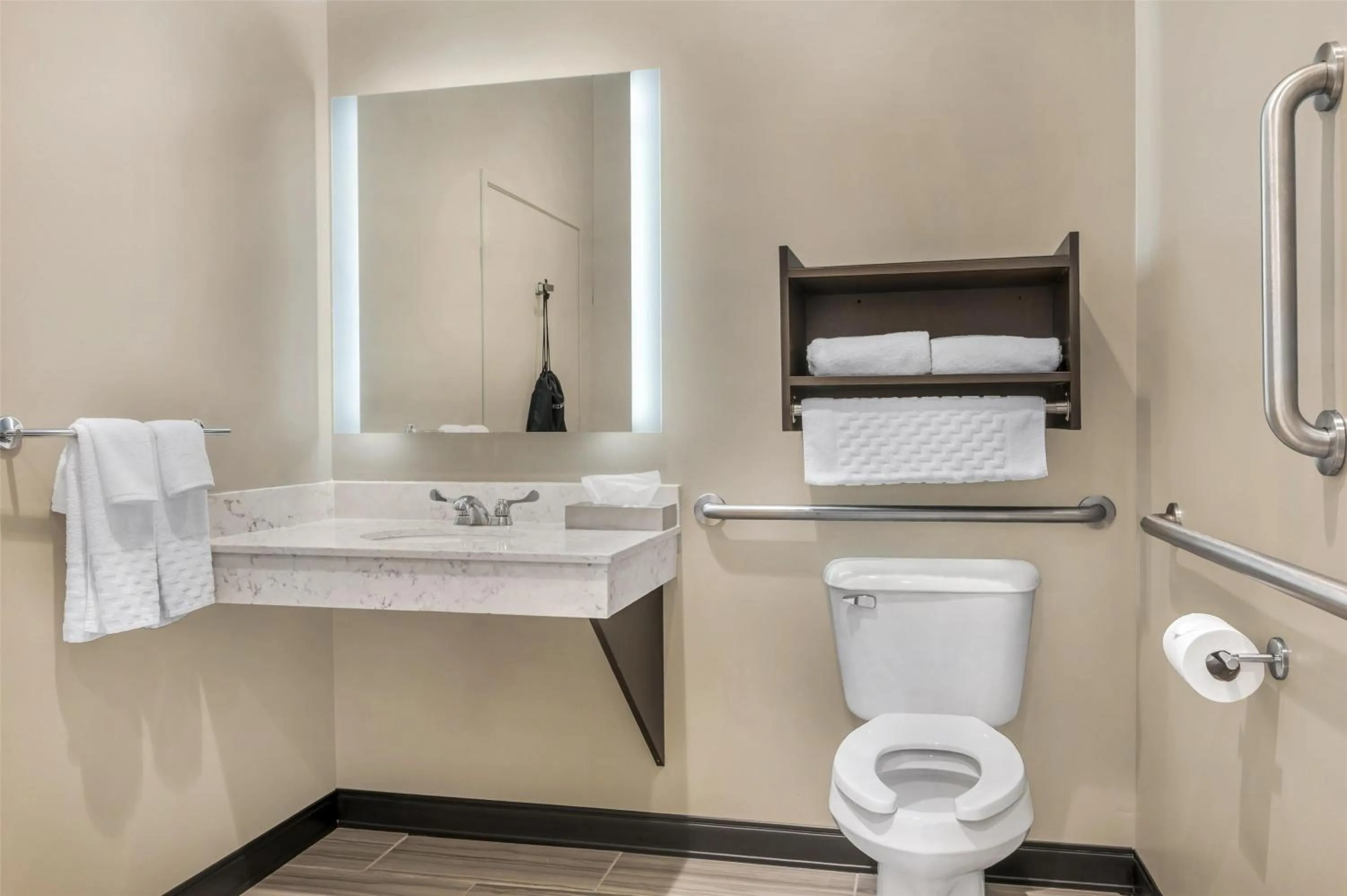 Bathroom in Best Western Plus Parkside Inn & Suites