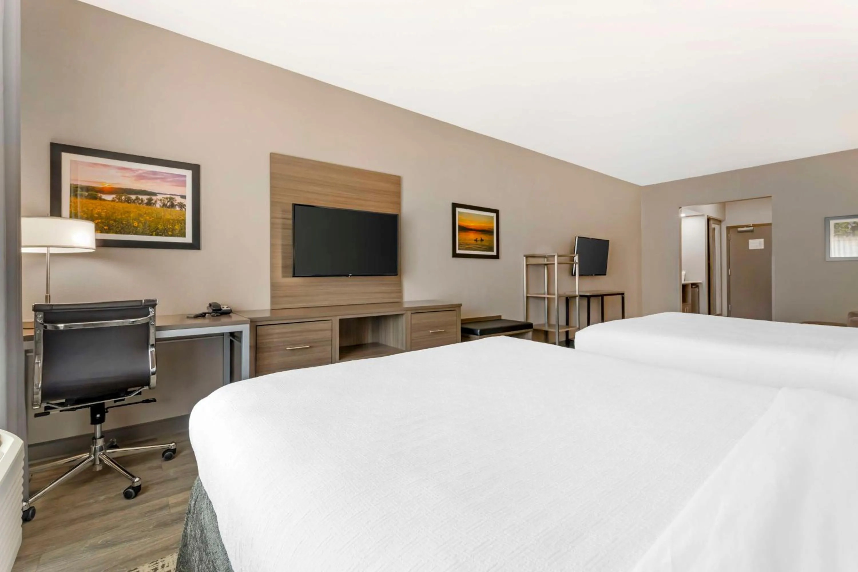 Bedroom, Bed in Best Western Plus LaCrescent - LaCrosse