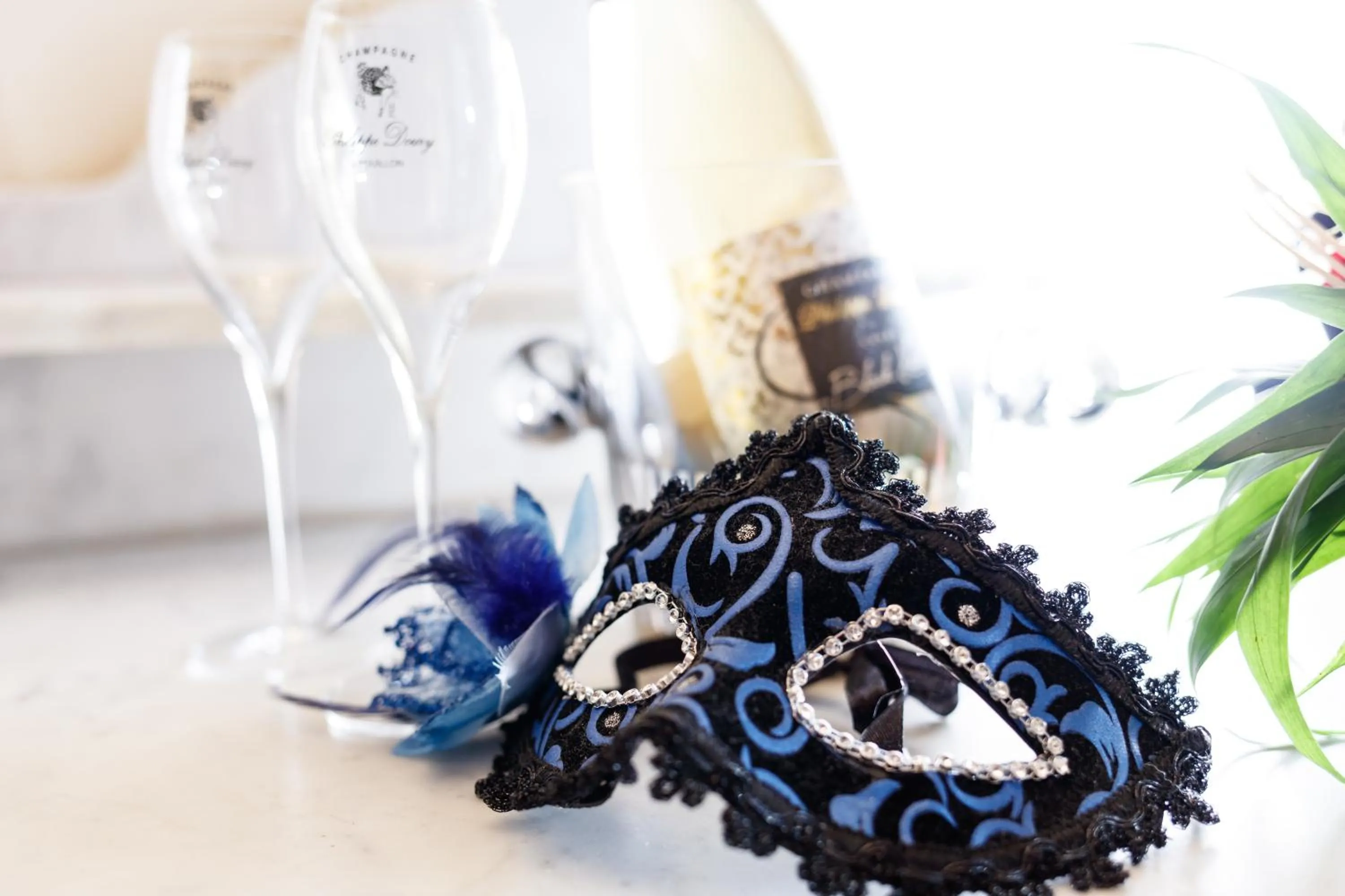 Restaurant/places to eat in Plgfe - Maison d'hôtes EPICUROOMS - Suites romantiques 5 étoiles