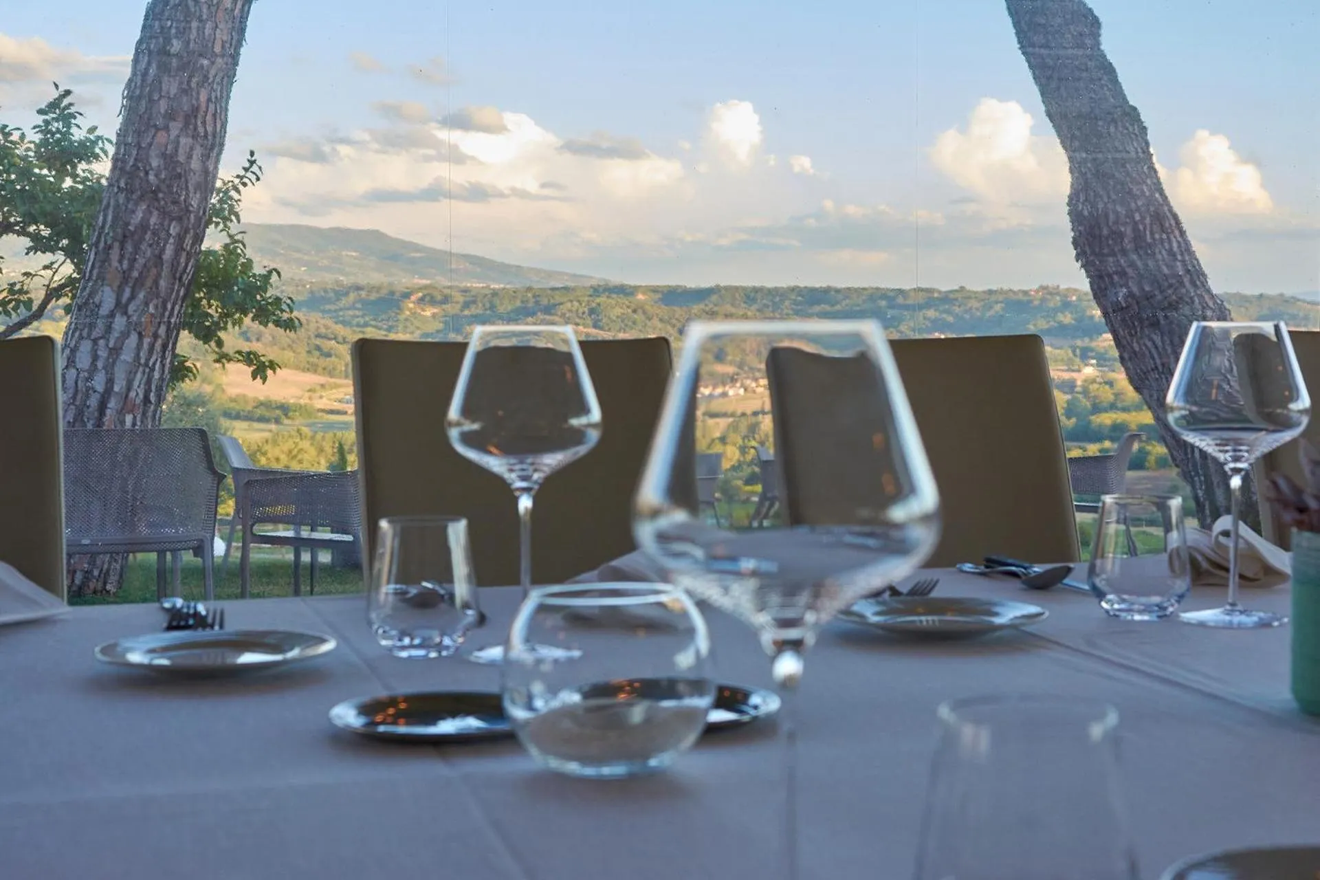 Restaurant/places to eat in Resort 37