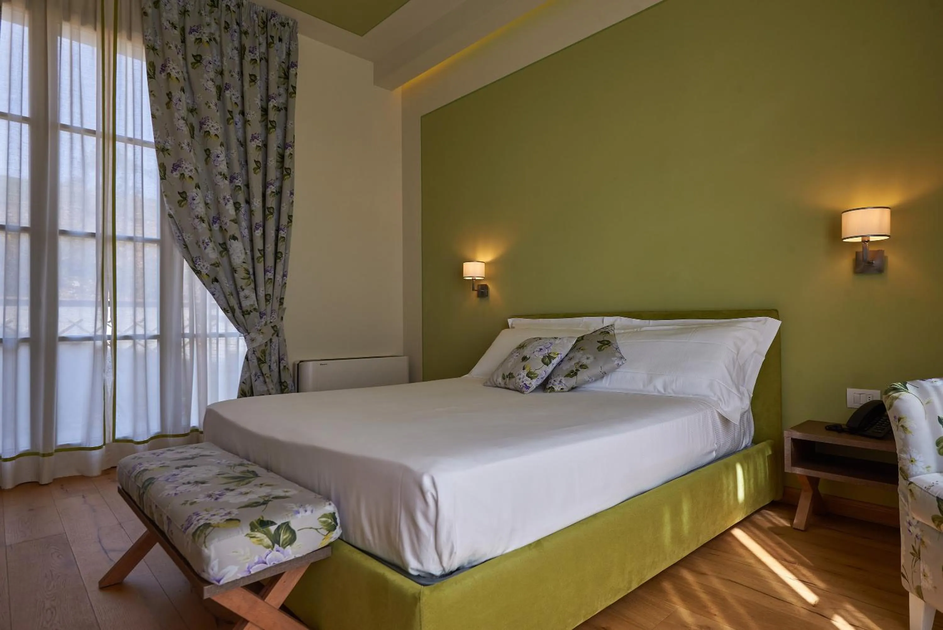 Bedroom, Bed in Resort 37