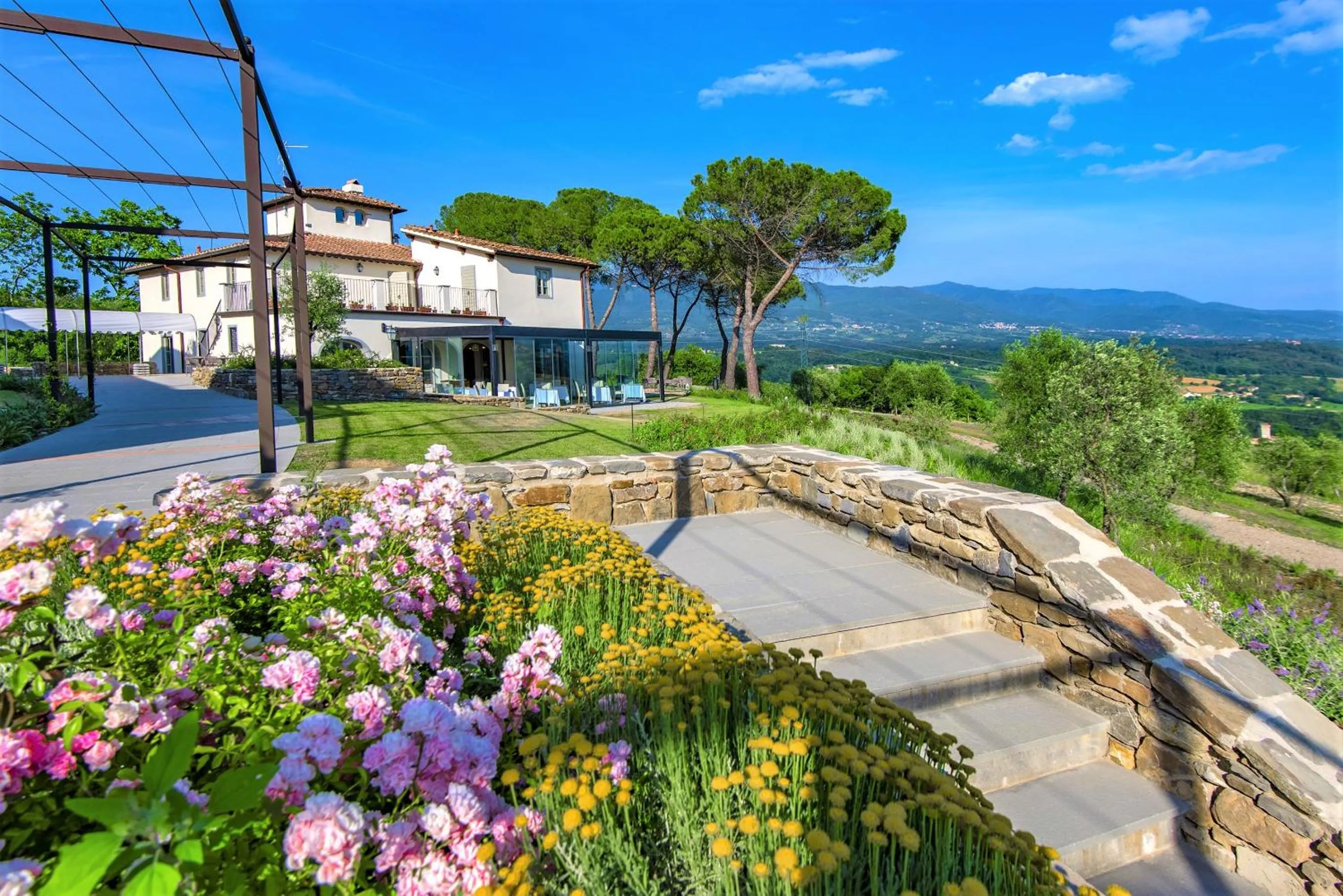 Facade/entrance in Resort 37