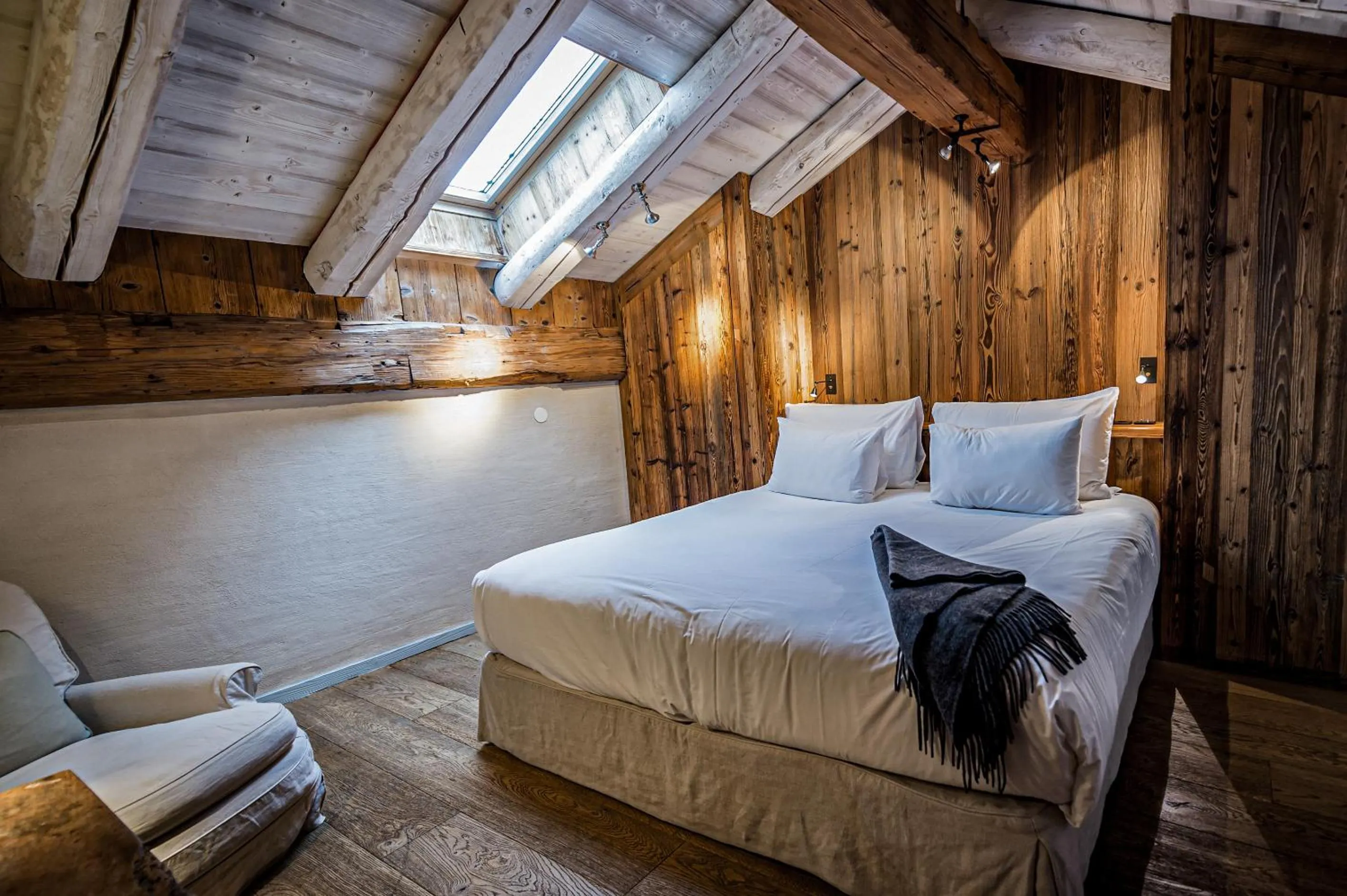 Bedroom, Bed in Zannier Le Chalet