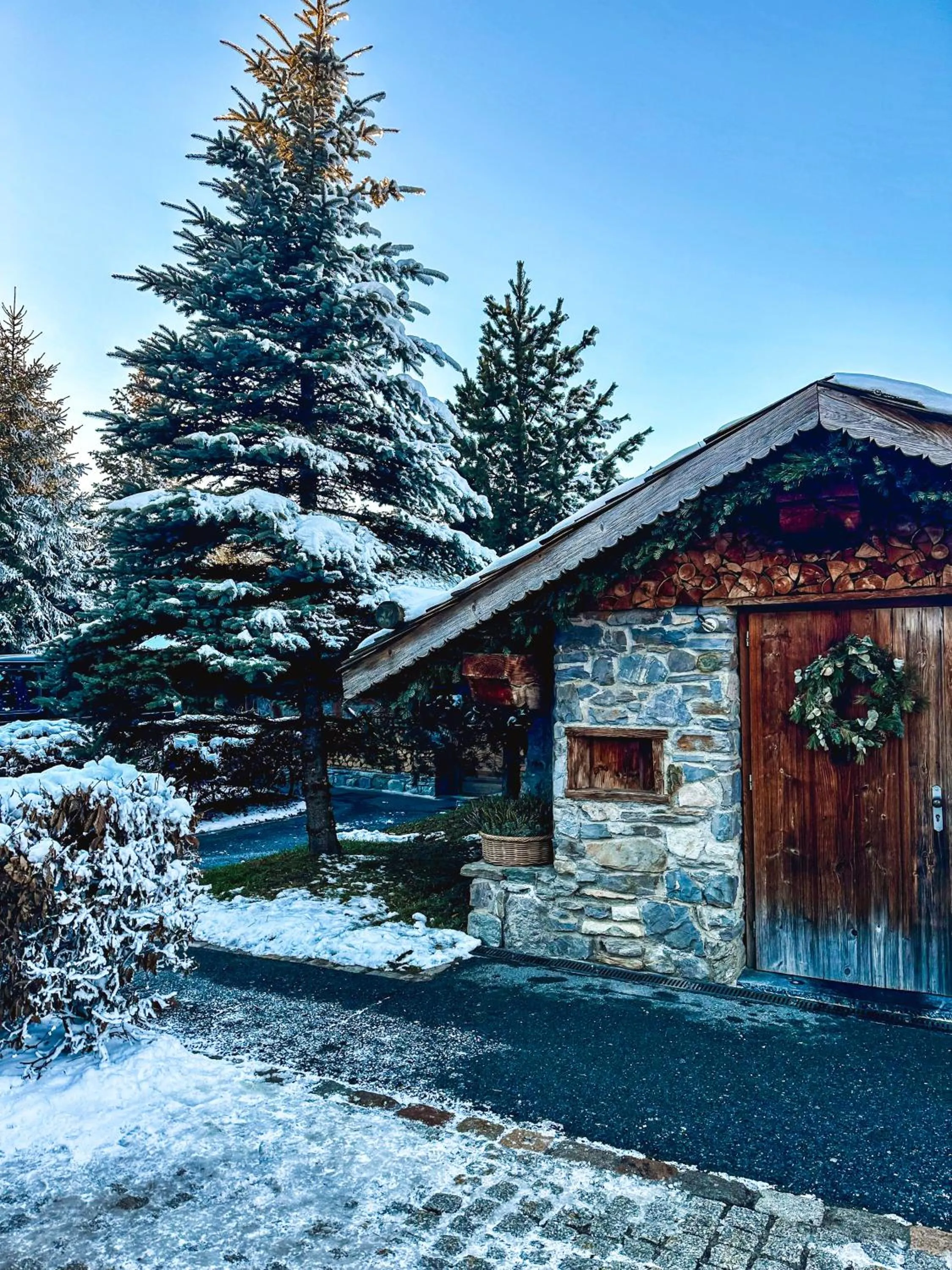 Property building in Zannier Le Chalet