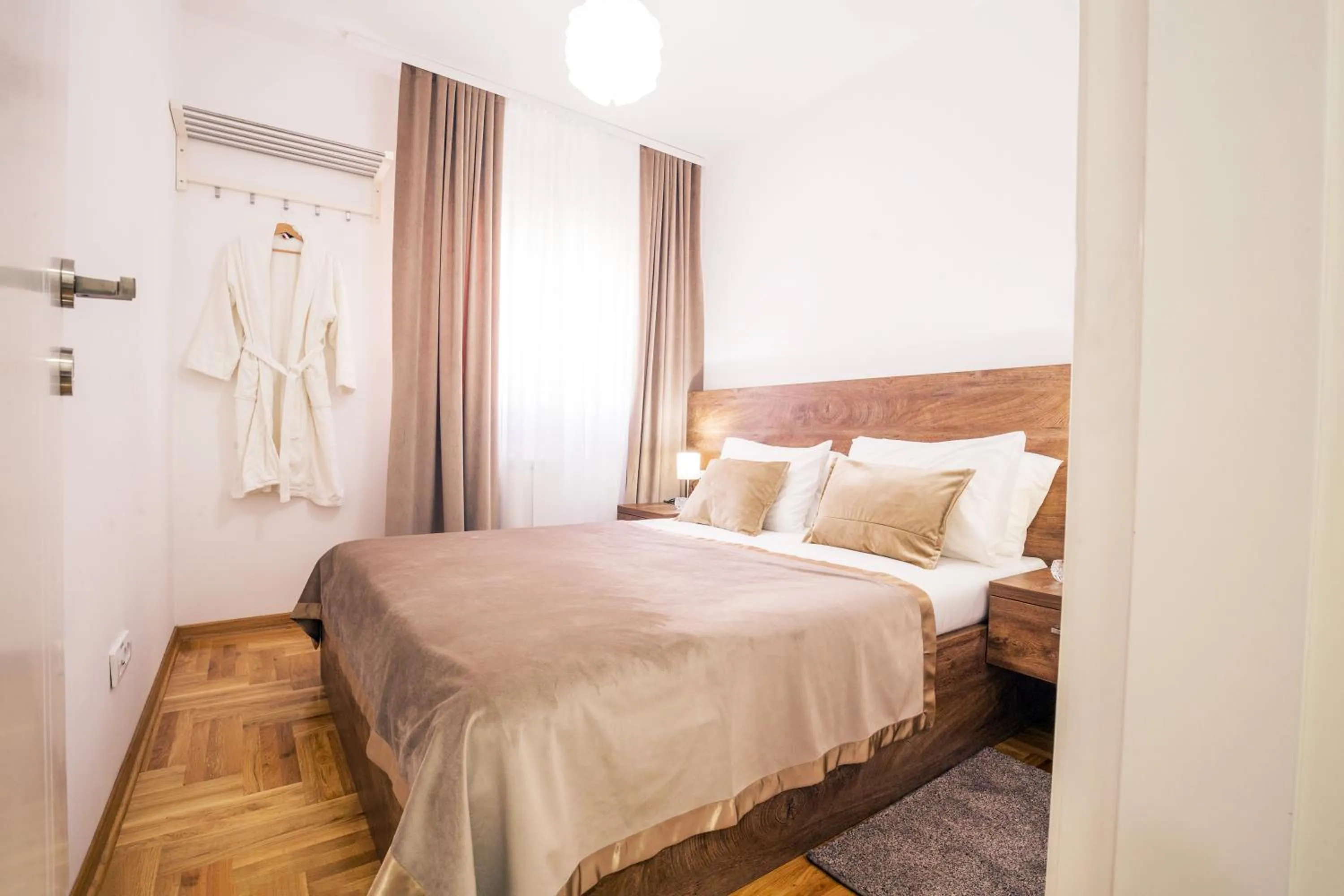 Bed in Thomas Residence