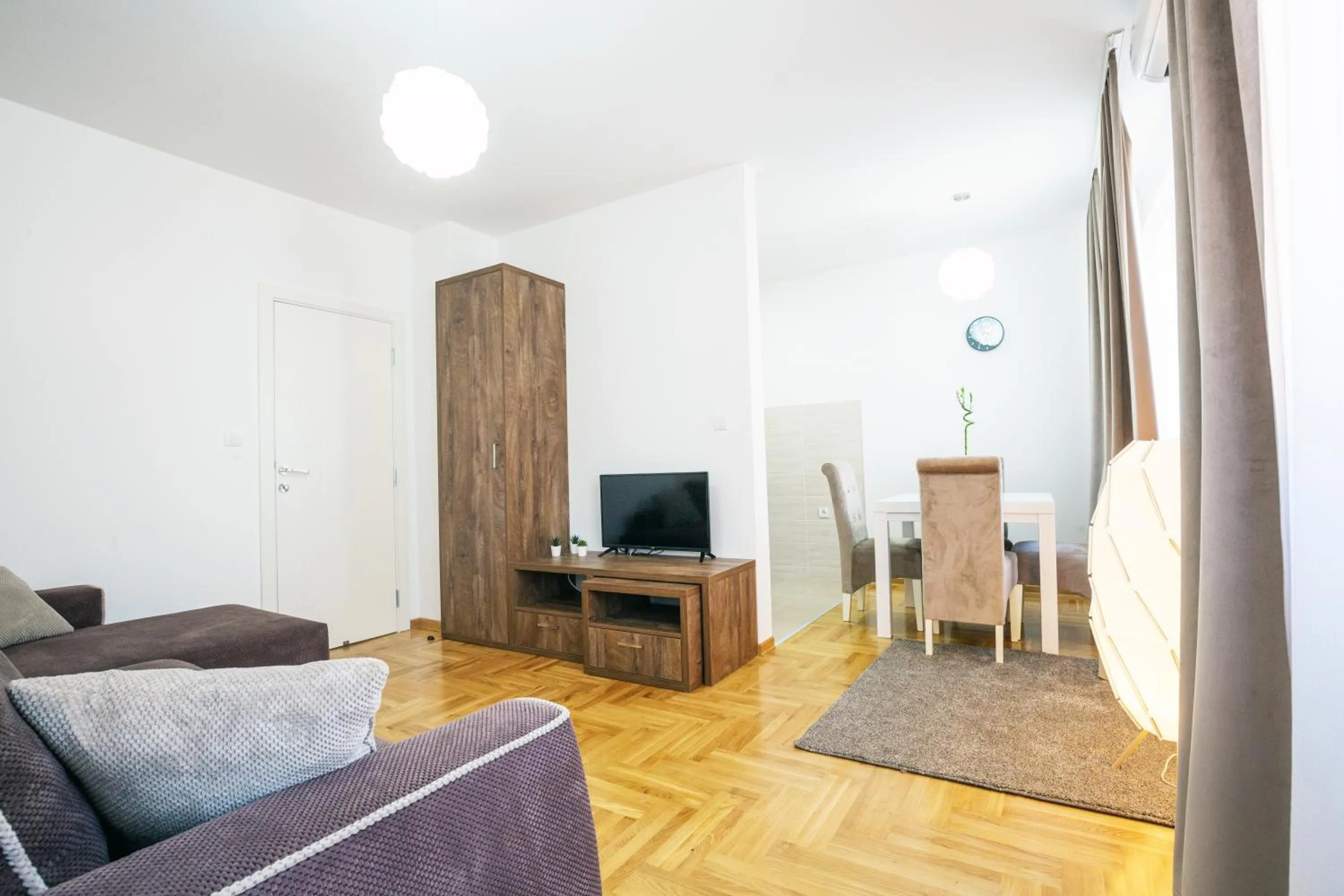 Living room in Thomas Residence