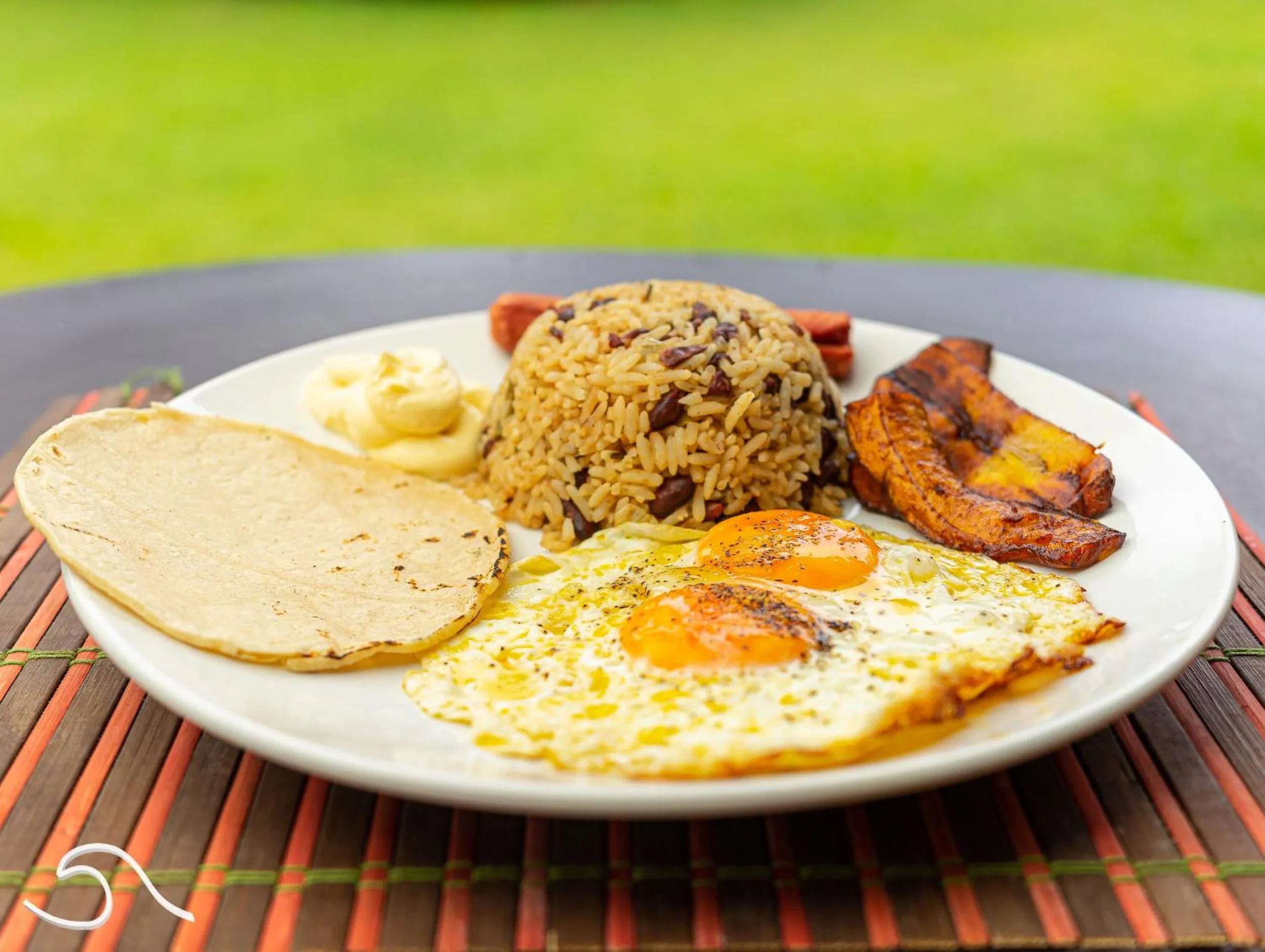 Breakfast in Tranquilidad Resort