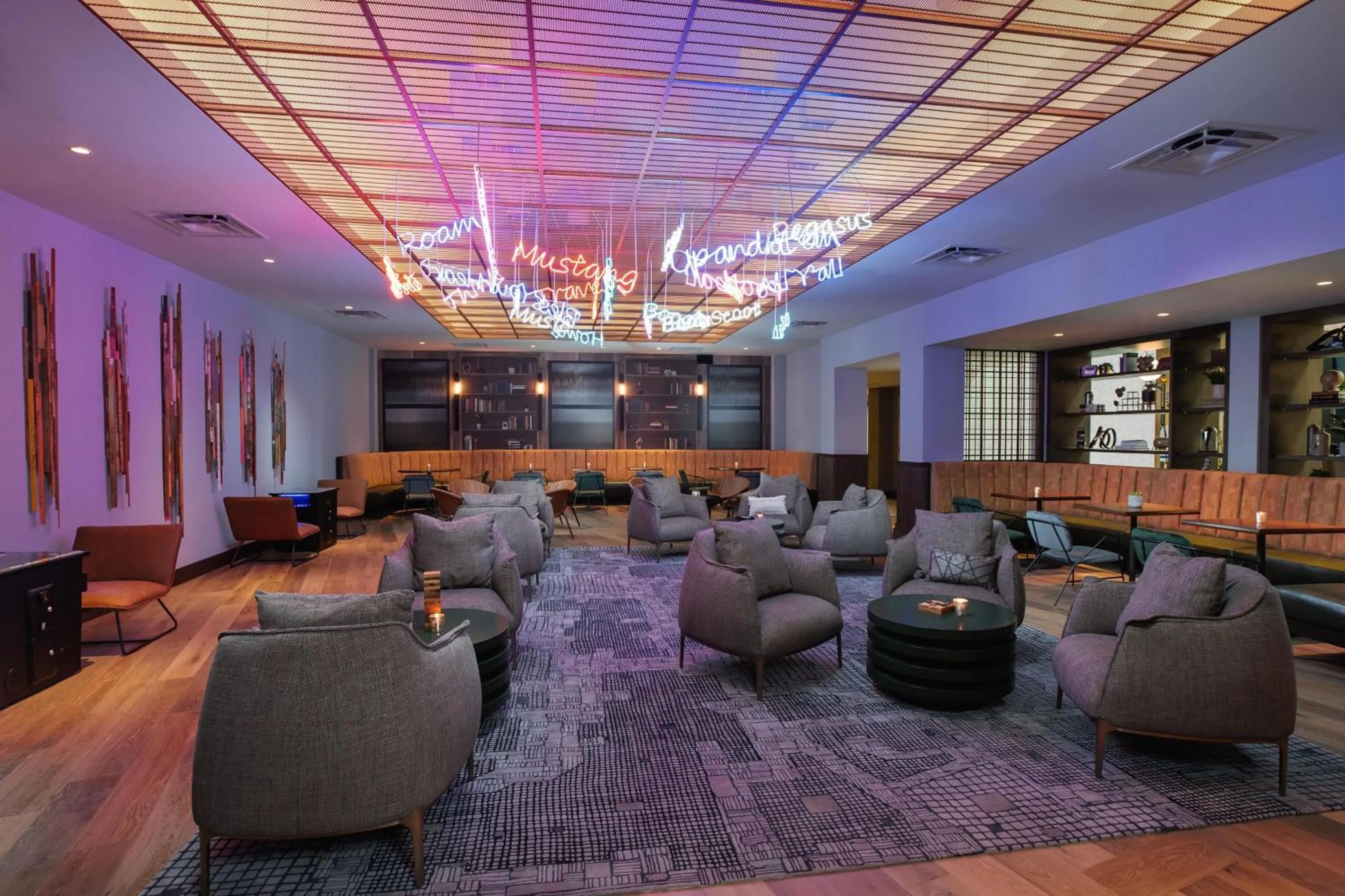 Restaurant/places to eat in The Beeman Hotel