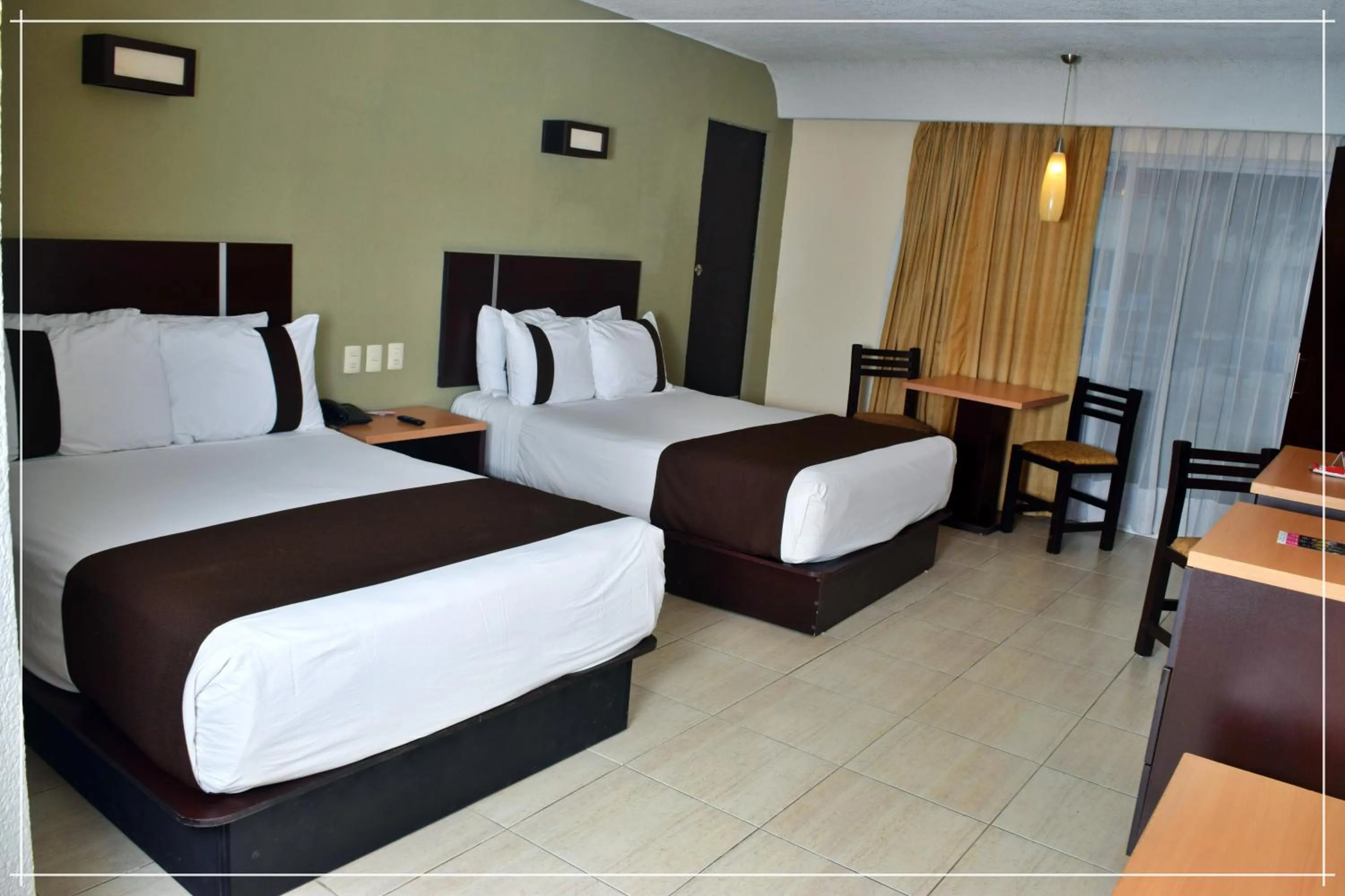 Bedroom, Bed in Hotel Real de Minas Tradicional