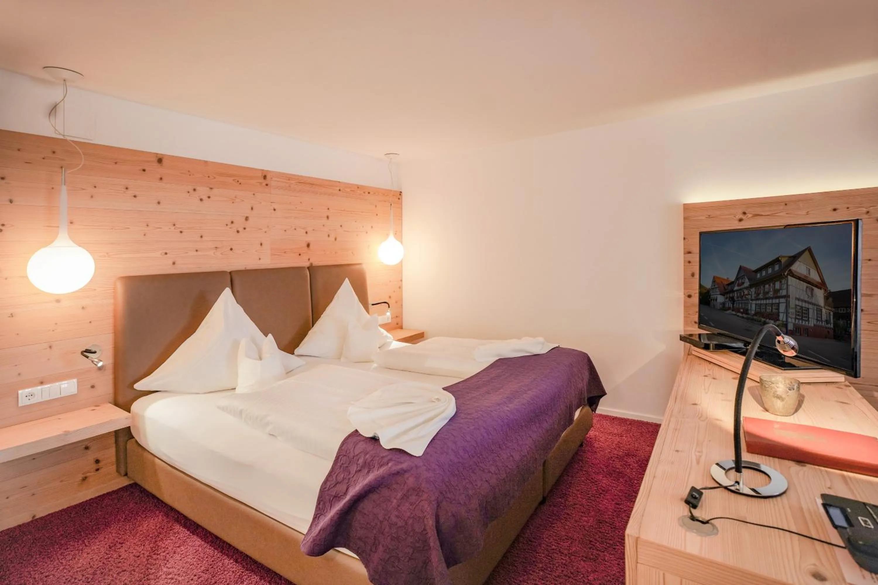 Bed in Hotel Restaurant Der Engel, Sasbachwalden