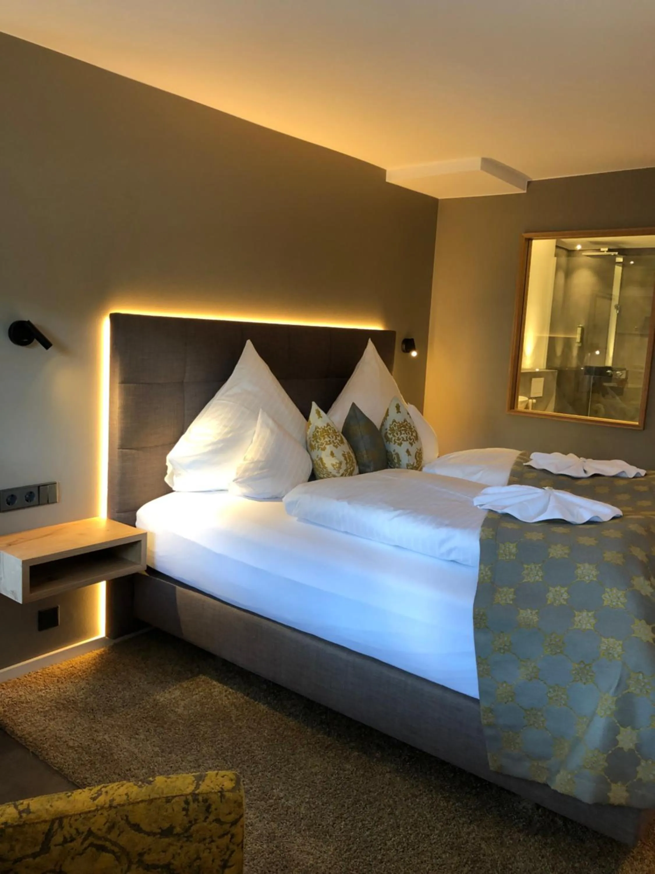 Bed in Hotel Restaurant Der Engel, Sasbachwalden