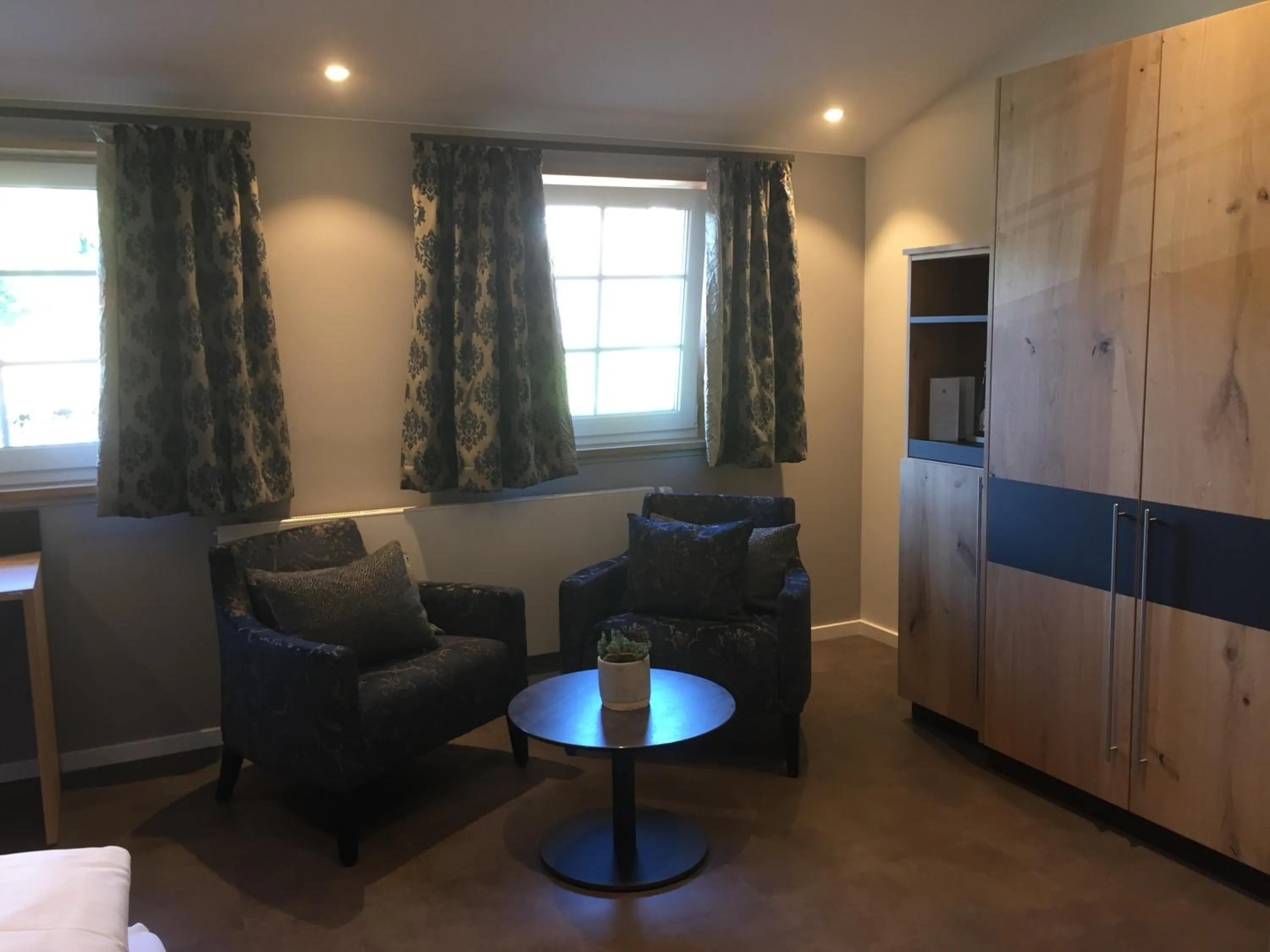 Seating area in Hotel Restaurant Der Engel, Sasbachwalden