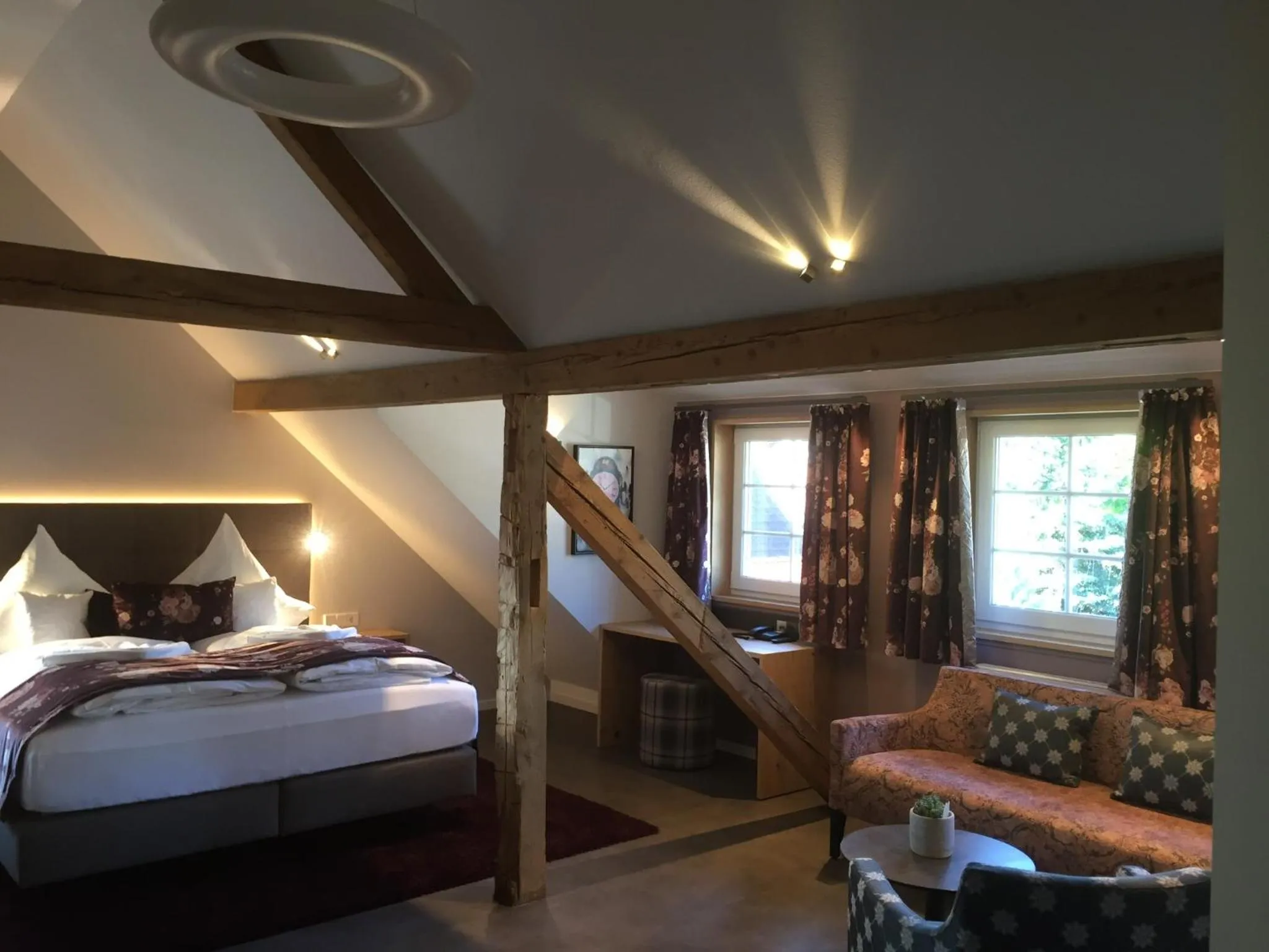 Bed in Hotel Restaurant Der Engel, Sasbachwalden