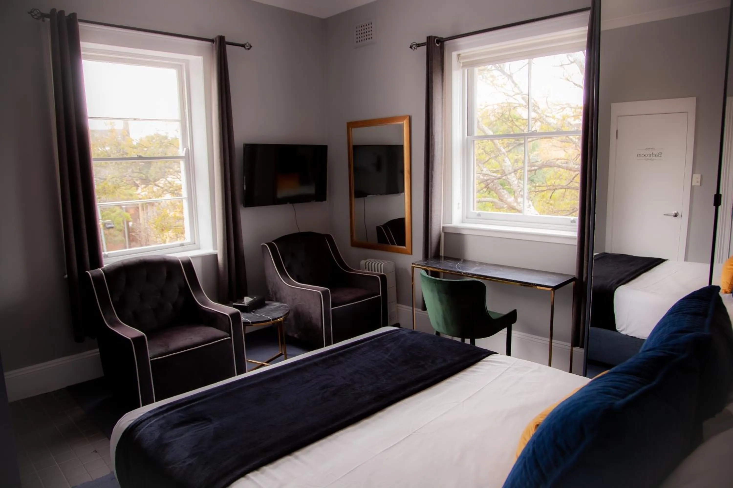 Bed in Bayswater Boutique Lodge