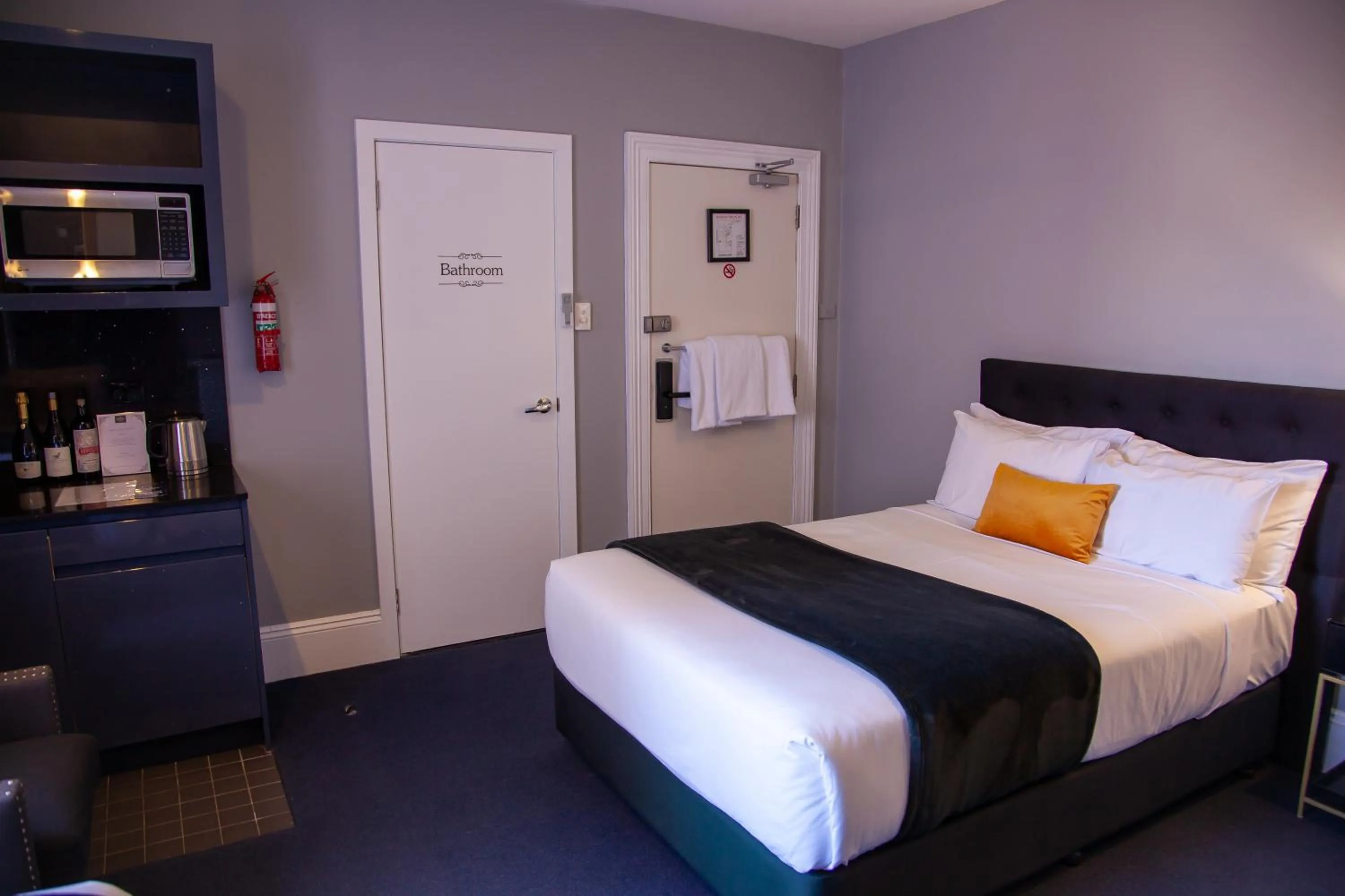 Bed in Bayswater Boutique Lodge - Potts Point