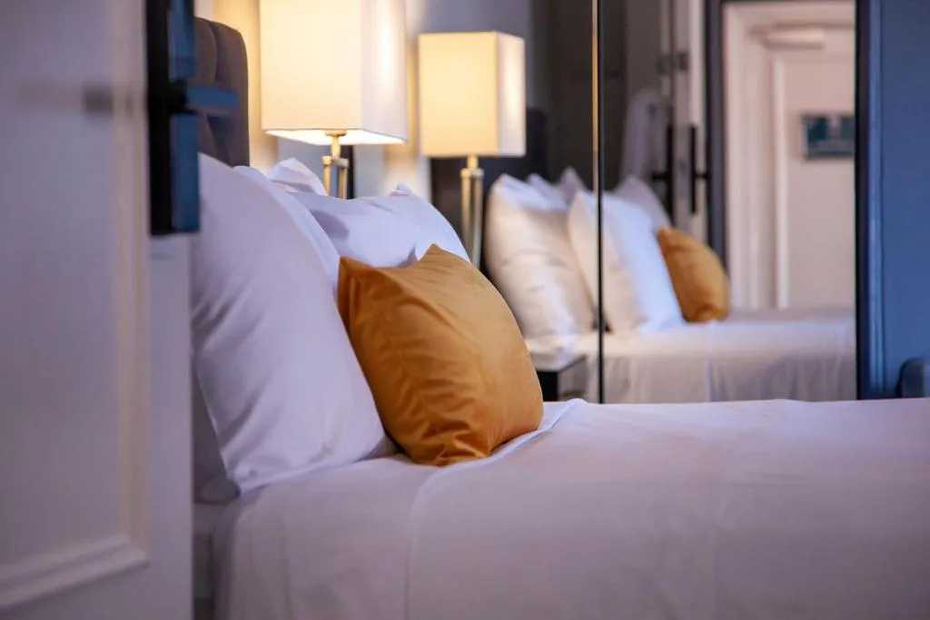 Bed in Bayswater Boutique Lodge