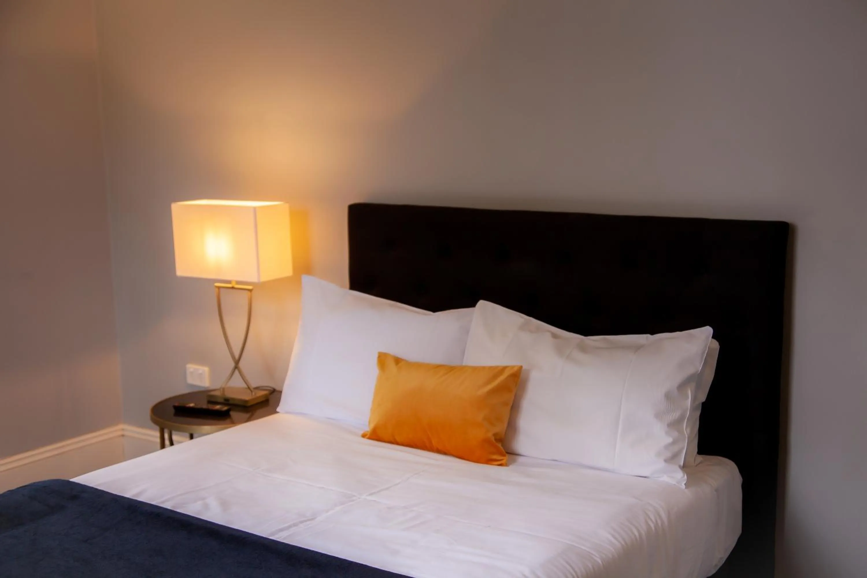 Bed in Bayswater Boutique Lodge