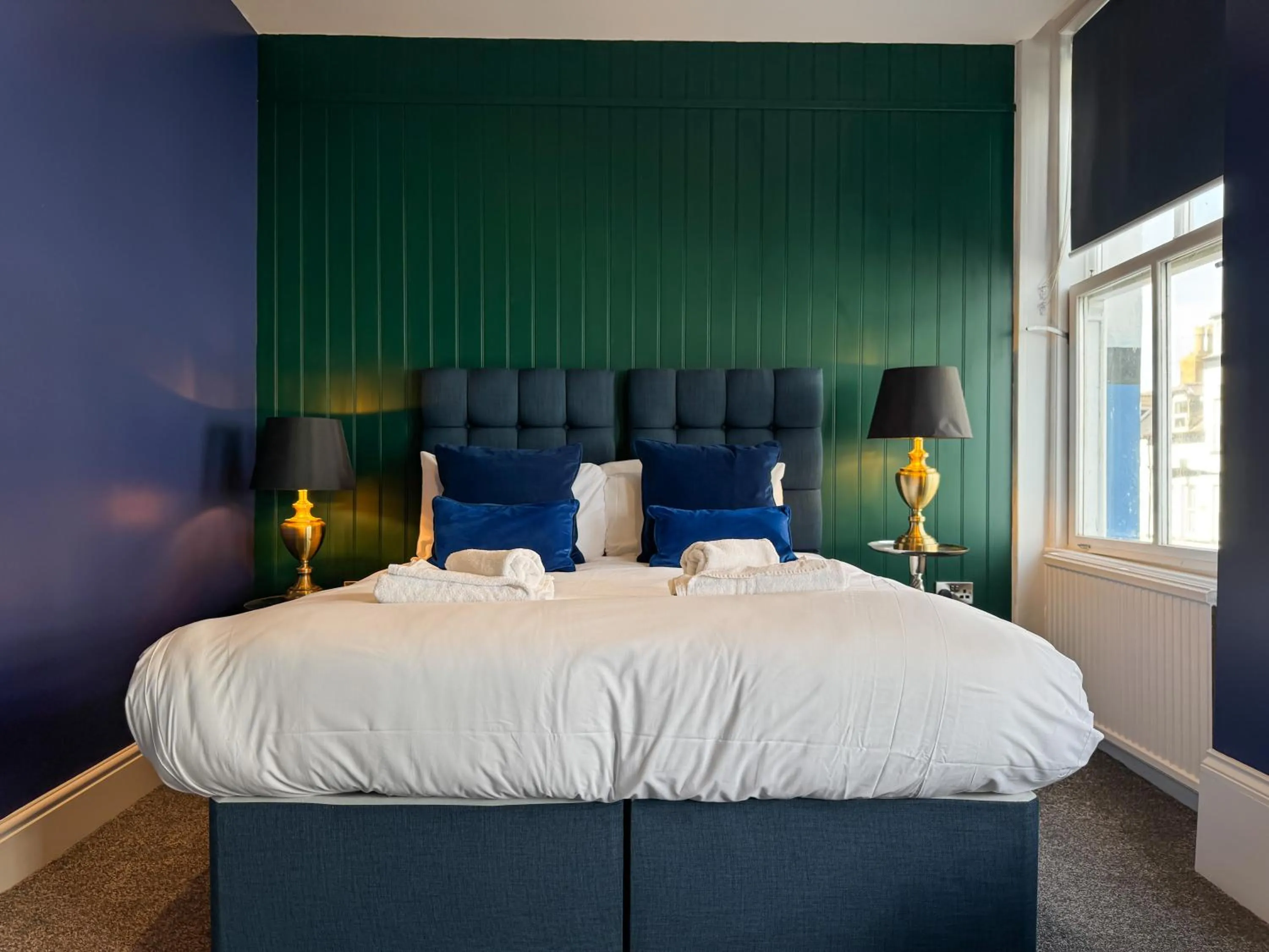 Bed in Delmont Hotel & View Restaurant