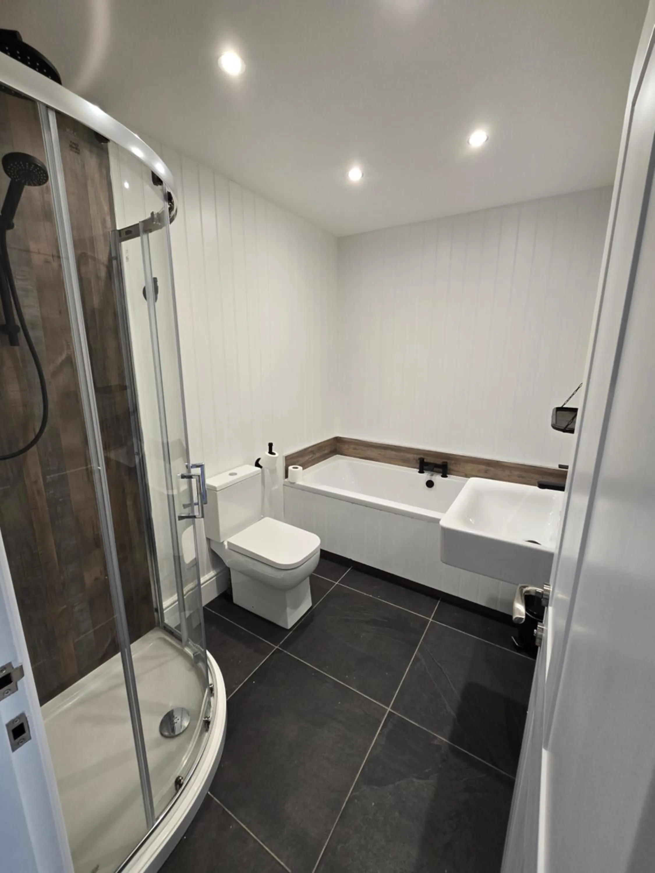 Toilet in Delmont Hotel & View Restaurant