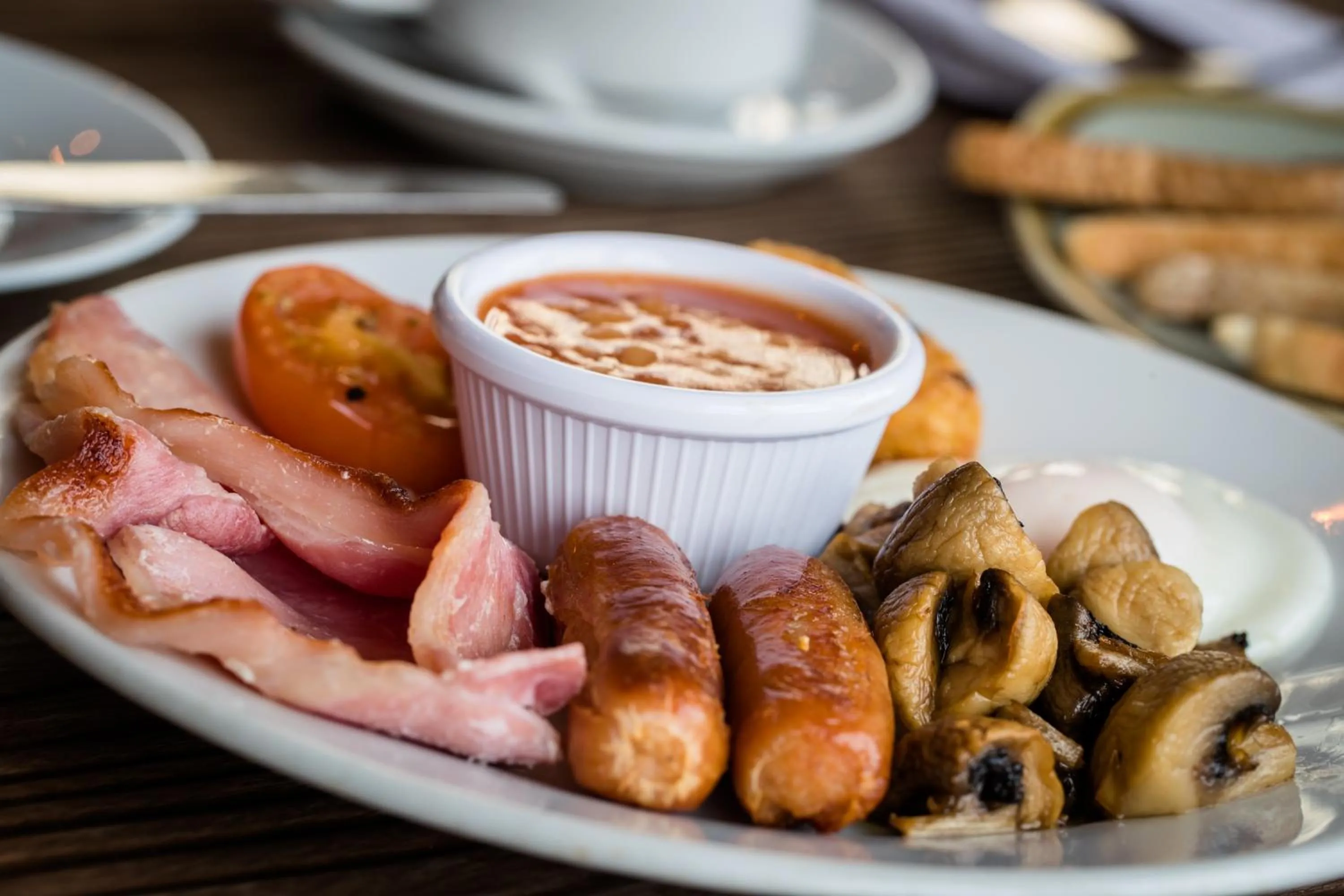 Food in Delmont Hotel & View Restaurant