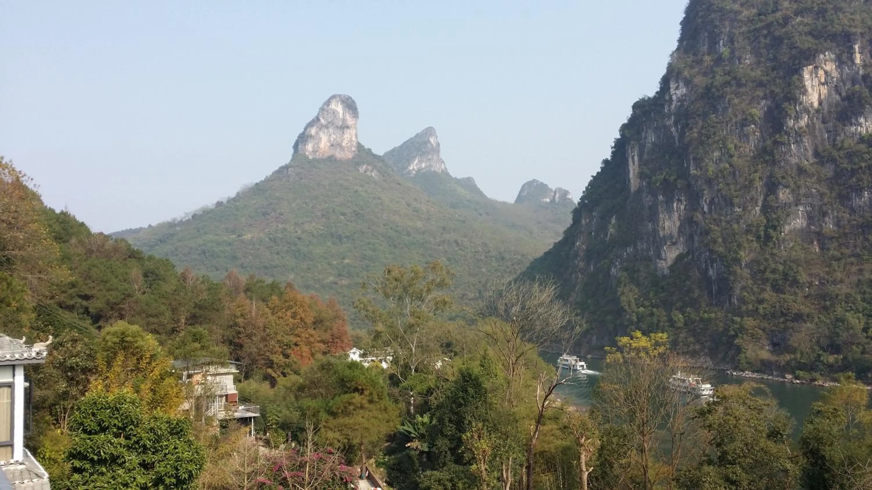 Mountain view in Li River Resort
