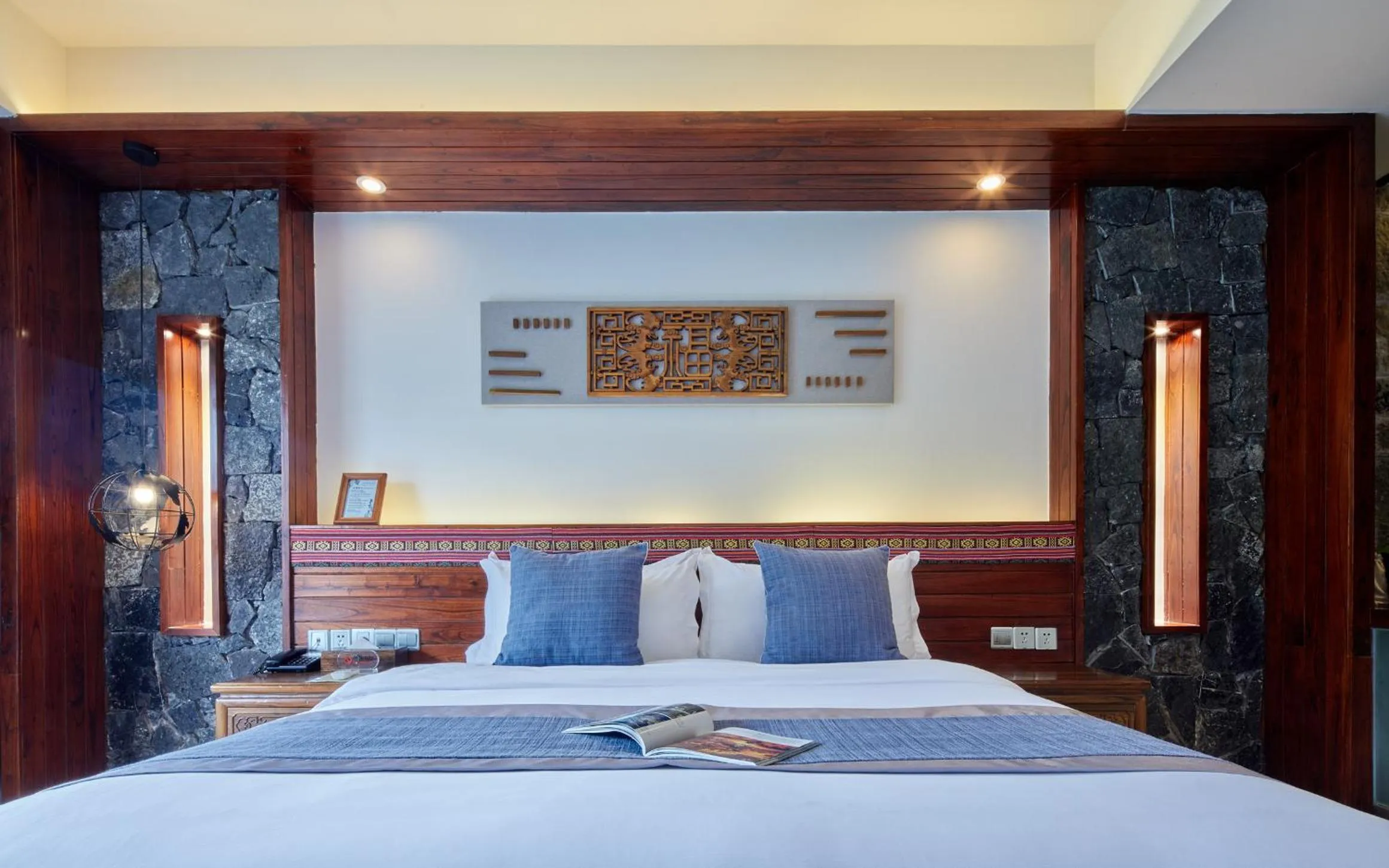 Bed in Li River Resort