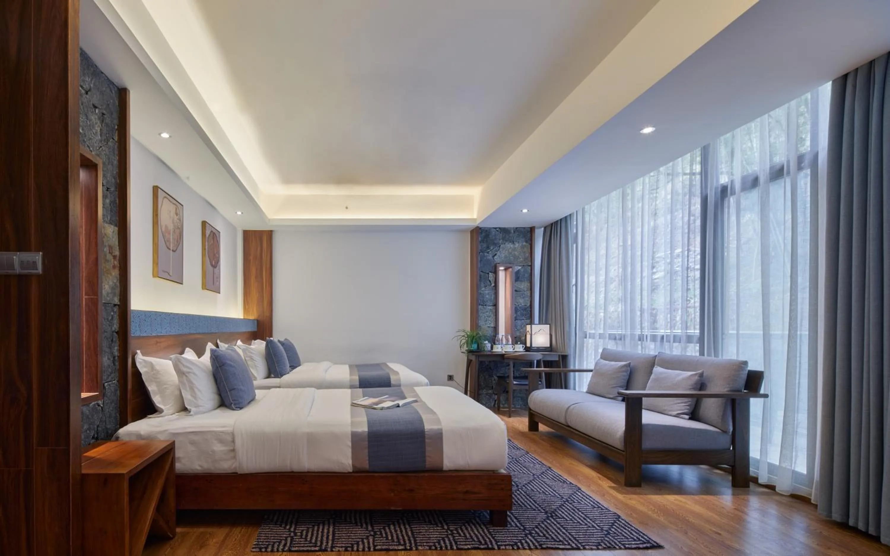 Photo of the whole room, Bed in Li River Resort