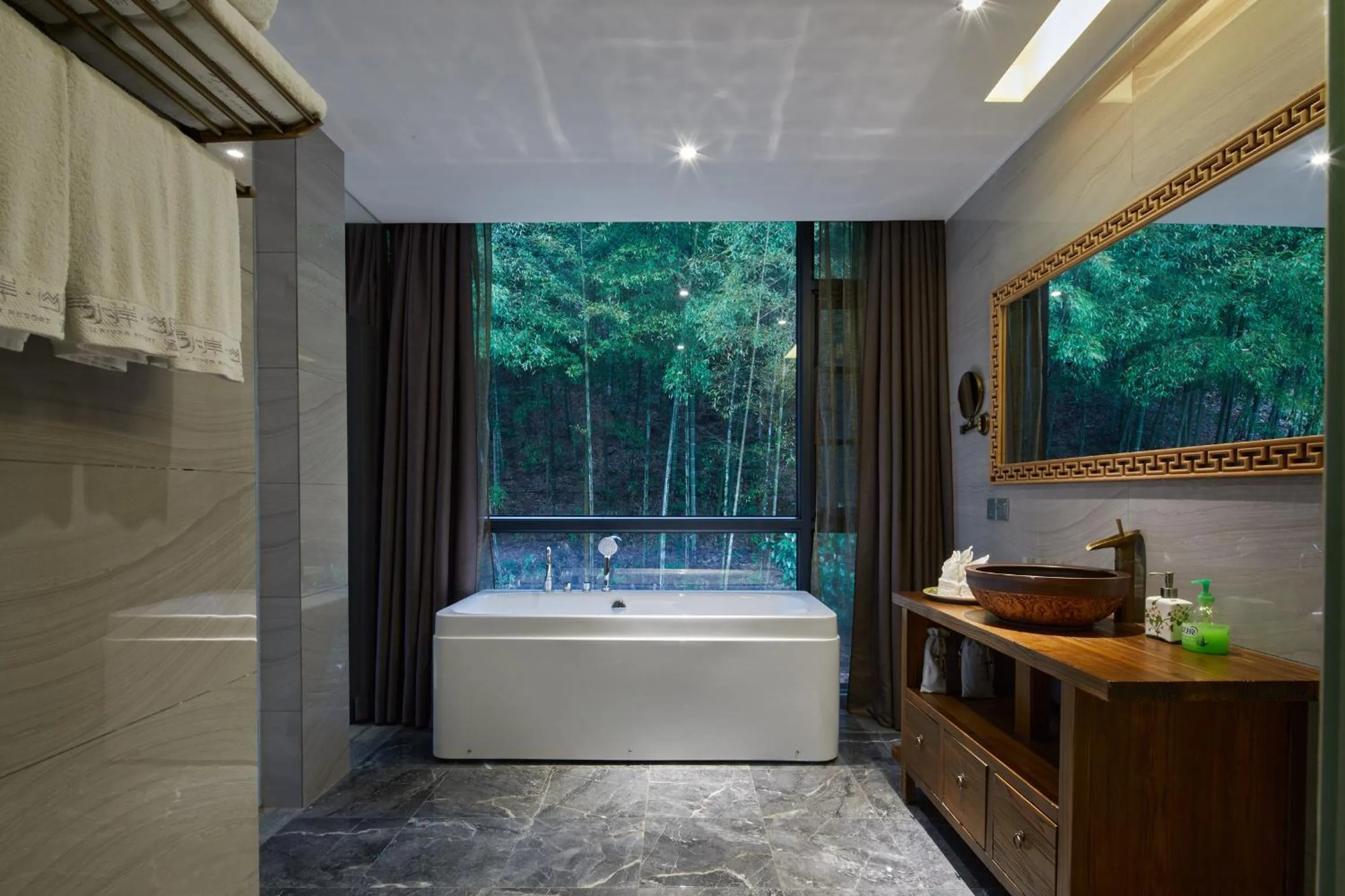 Bathroom in Li River Resort