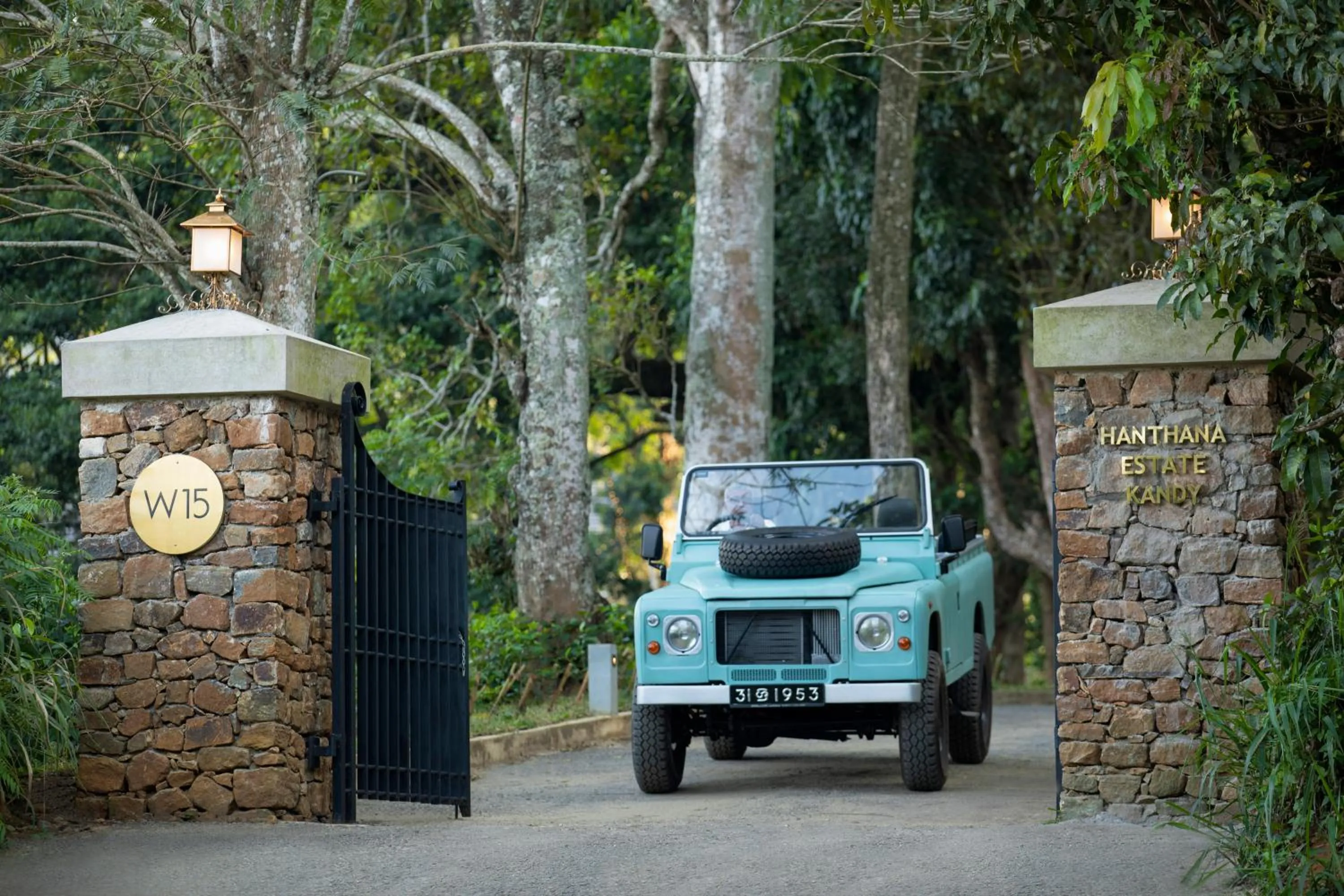 Property building in W15 Hanthana Estate Kandy