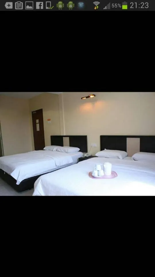 Bed in The Fern Lodge Hotel