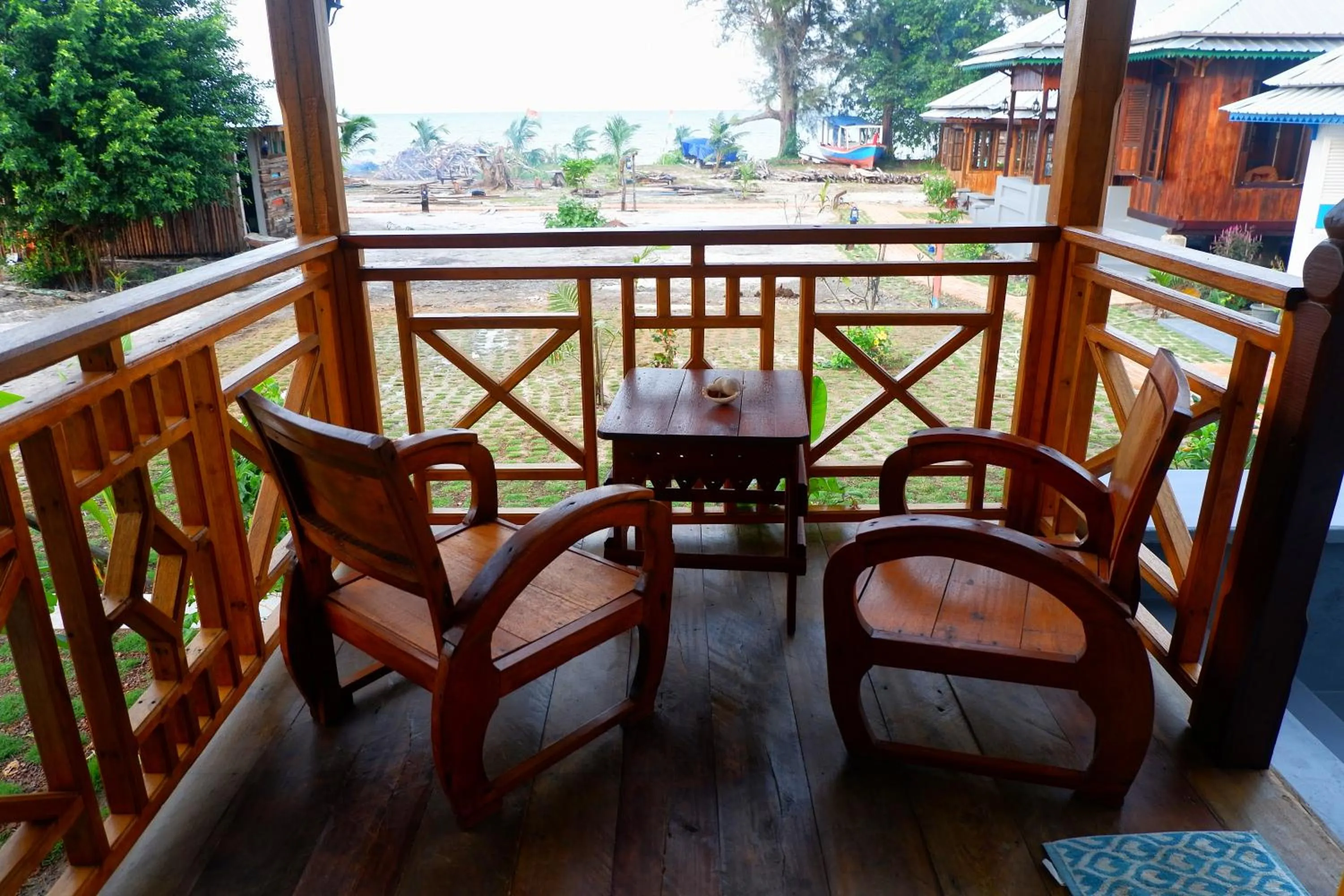 Balcony/Terrace in Rock and Wreck Dive Resort