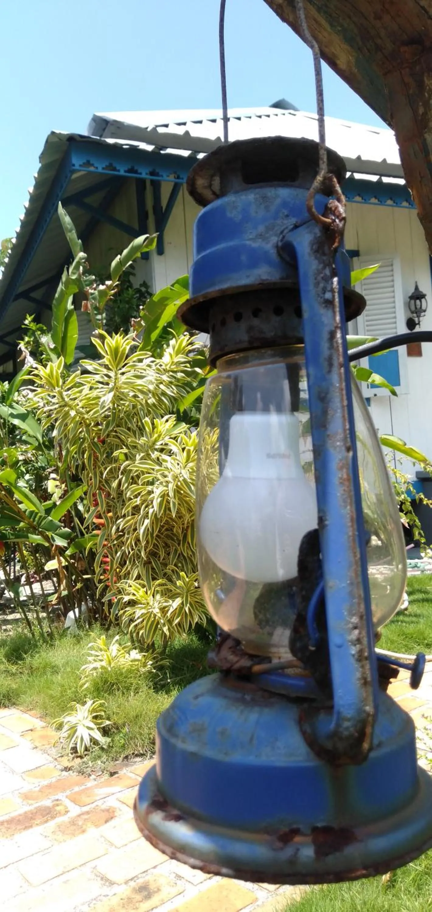 Rock and Wreck Dive Resort