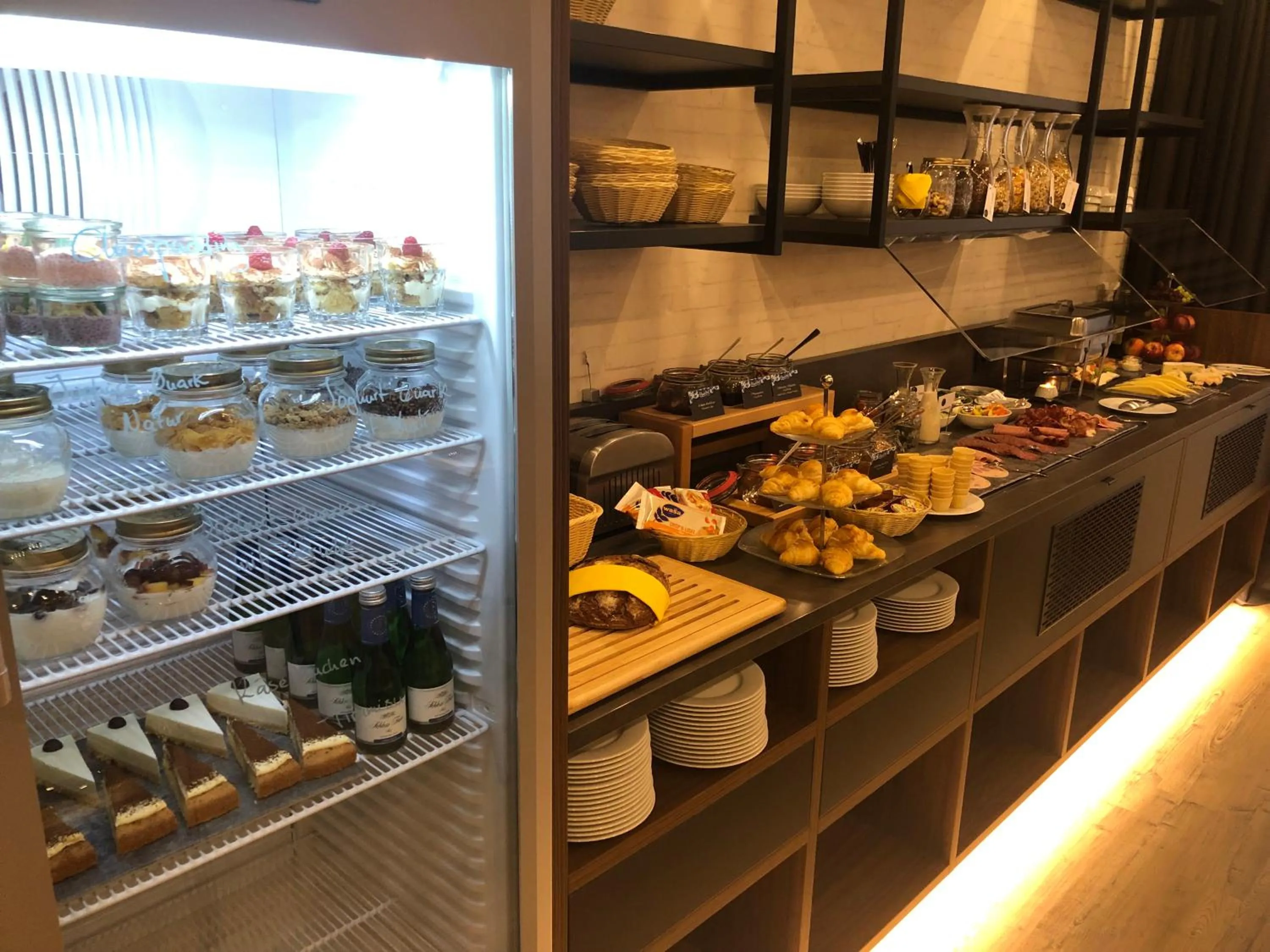 Breakfast in Hotel am Schlosstheater