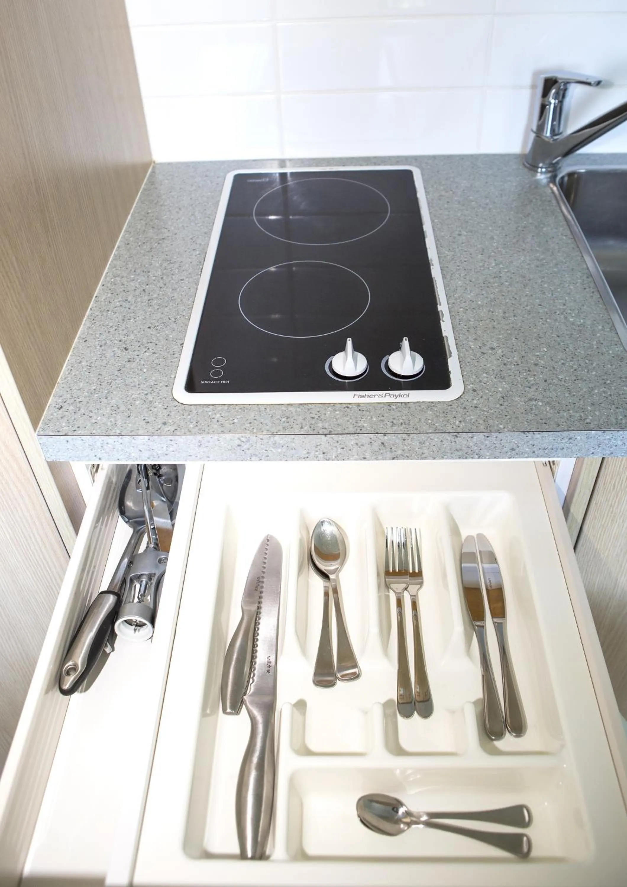 Decorative detail in Waves