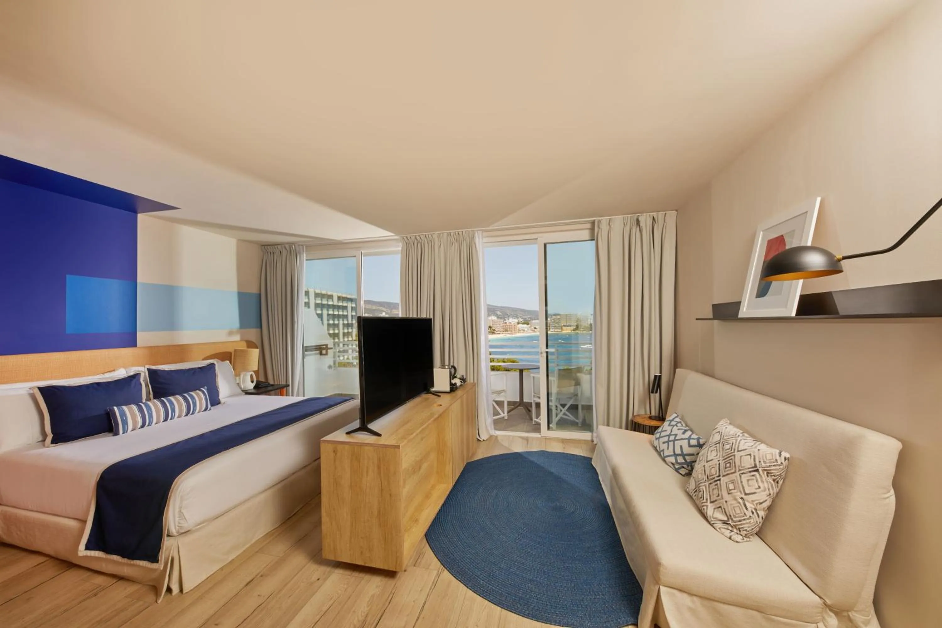 TV and multimedia, Bed in Alua Calvia