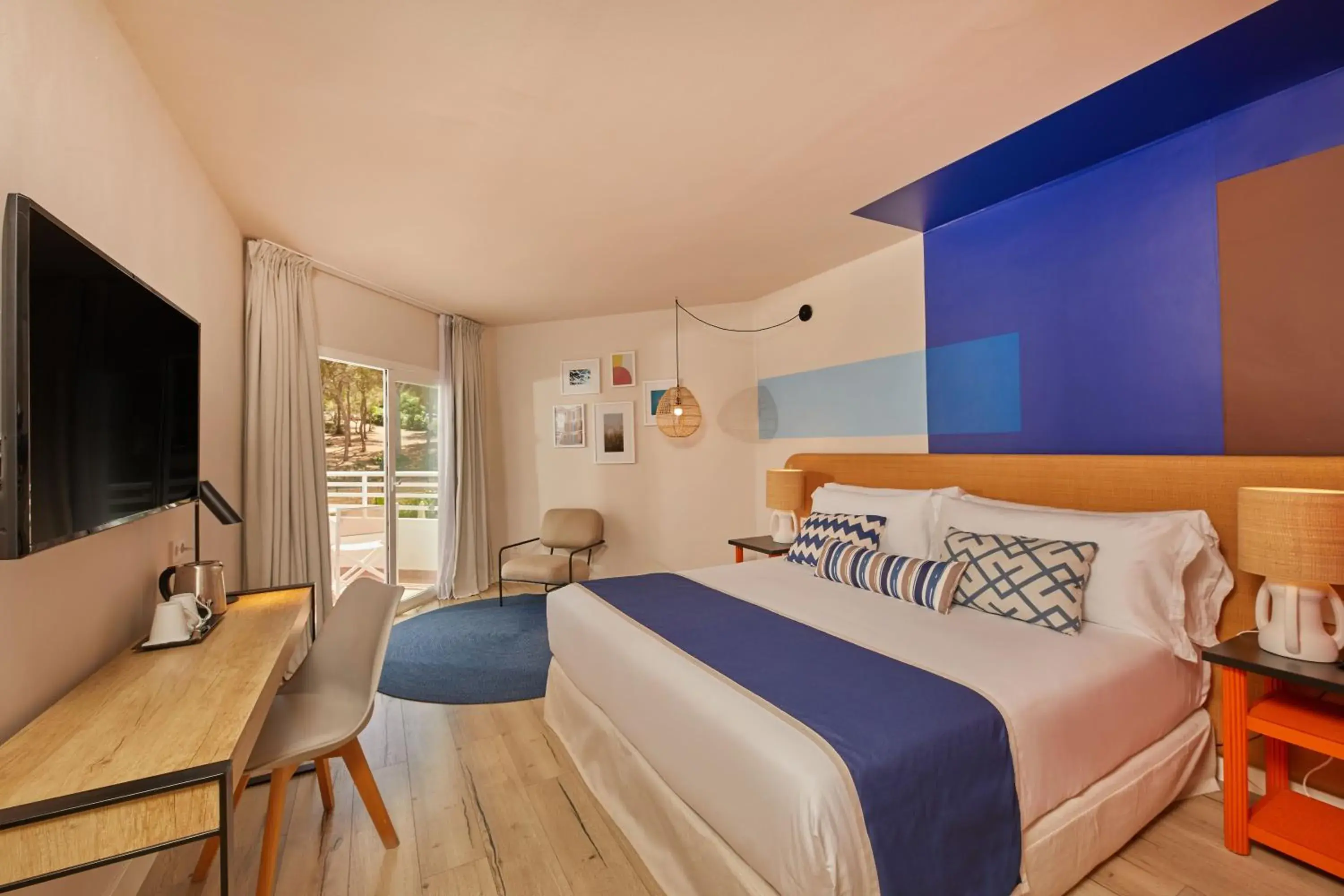 Double - single occupancy in Dreams Calvia Mallorca Double - single occupancy in Dreams Calvia Mallorca