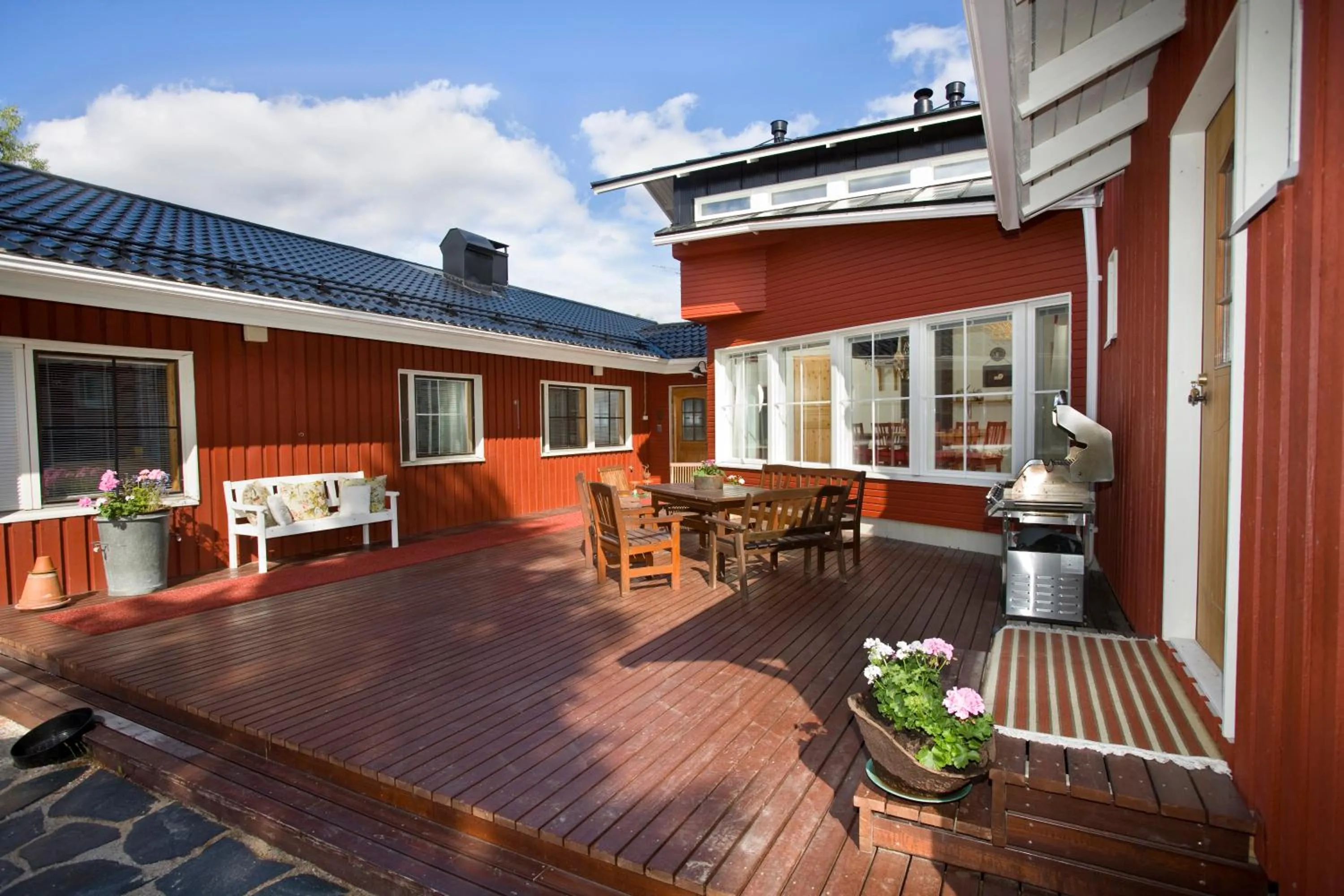 Property building in Aaria Bed and Breakfast