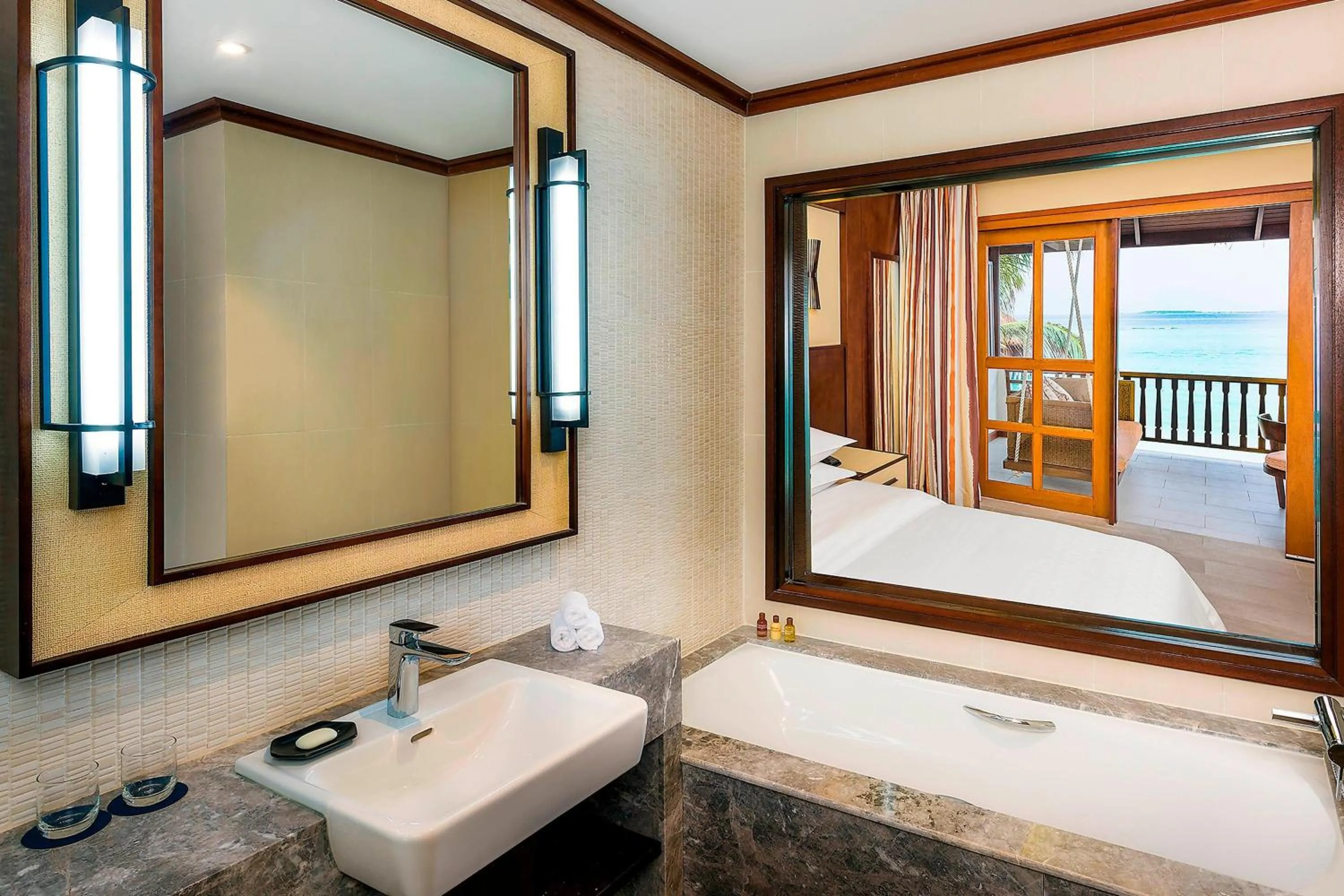 Bathroom, Bed in Sheraton Maldives Full Moon Resort & Spa