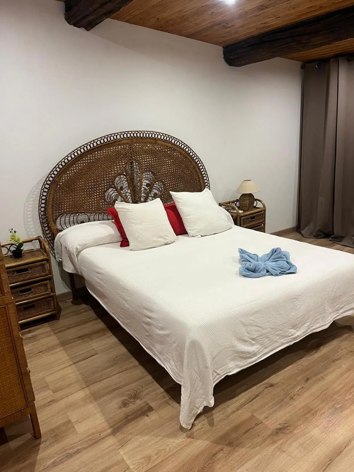 Double Room in Albergue Bergando