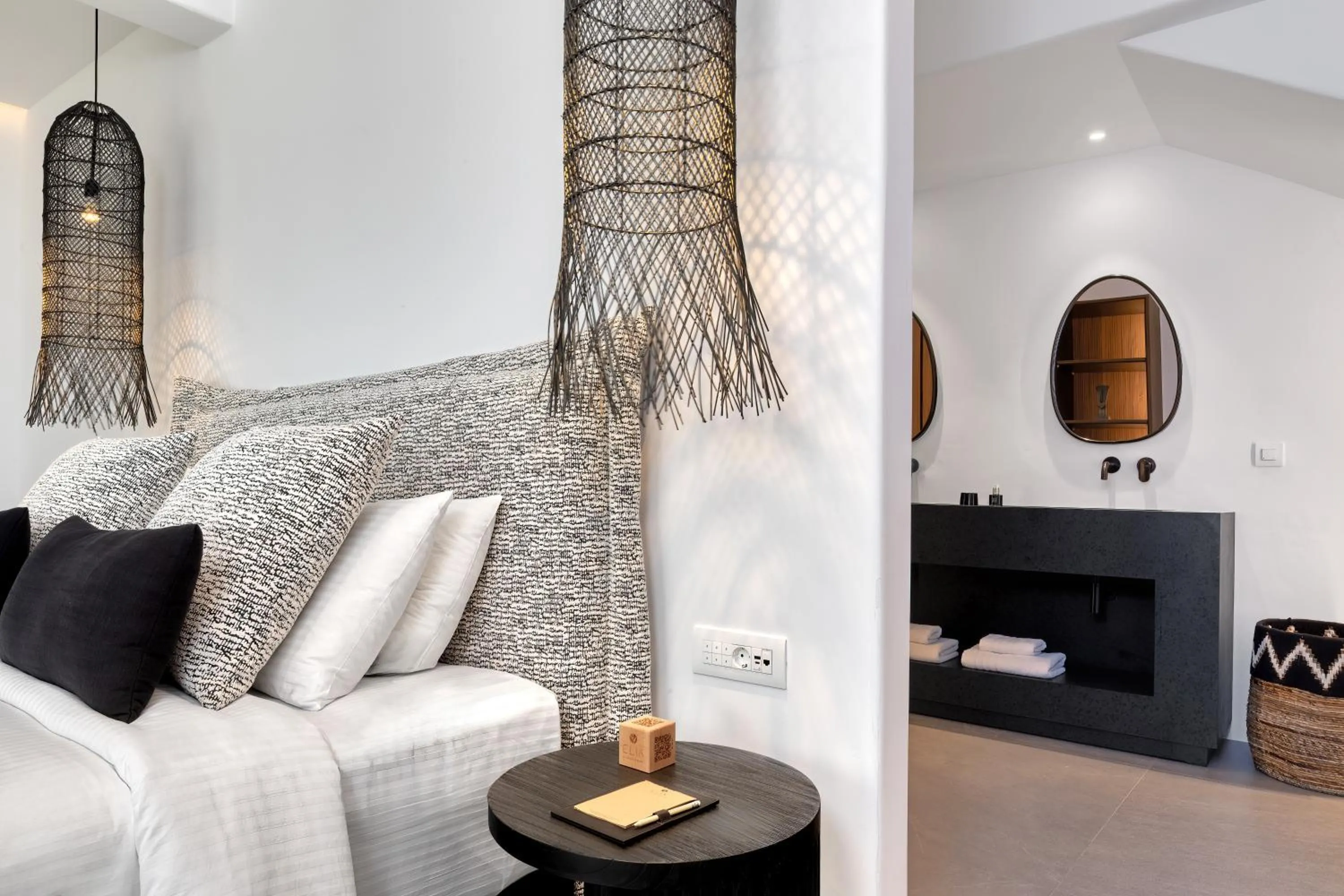 Bathroom in Elia Mykonos Resort