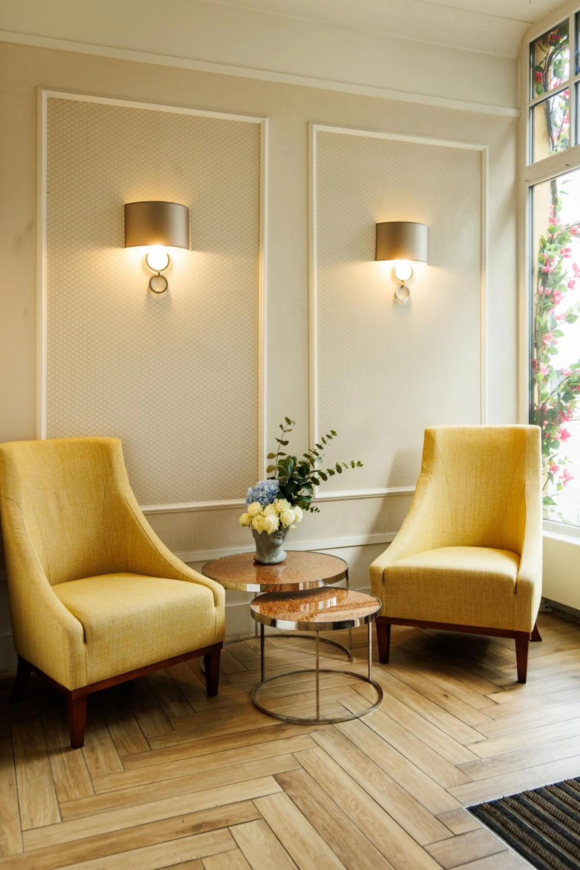 Seating area in Jakubowy Hotel