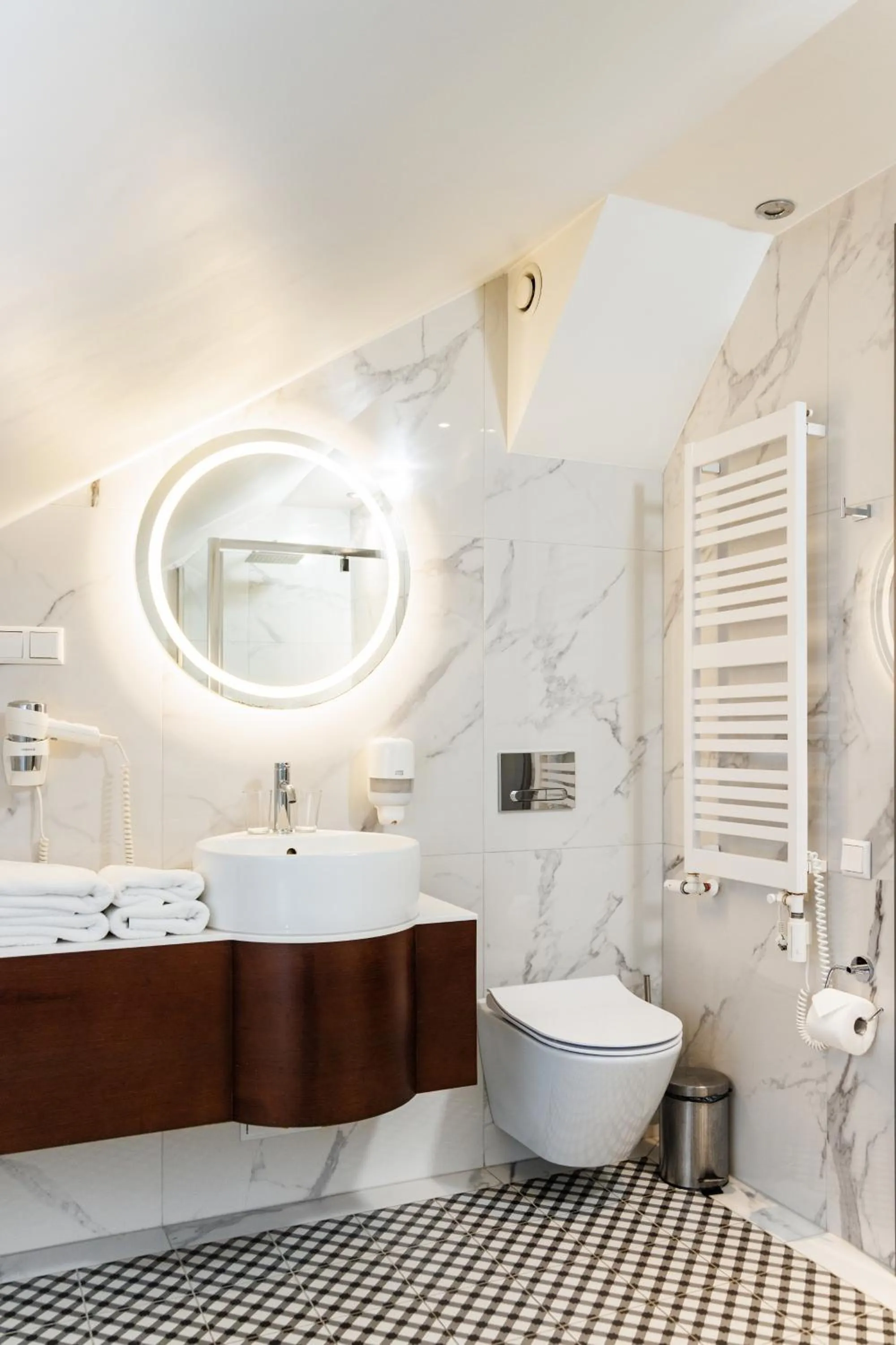 Toilet in Jakubowy Hotel