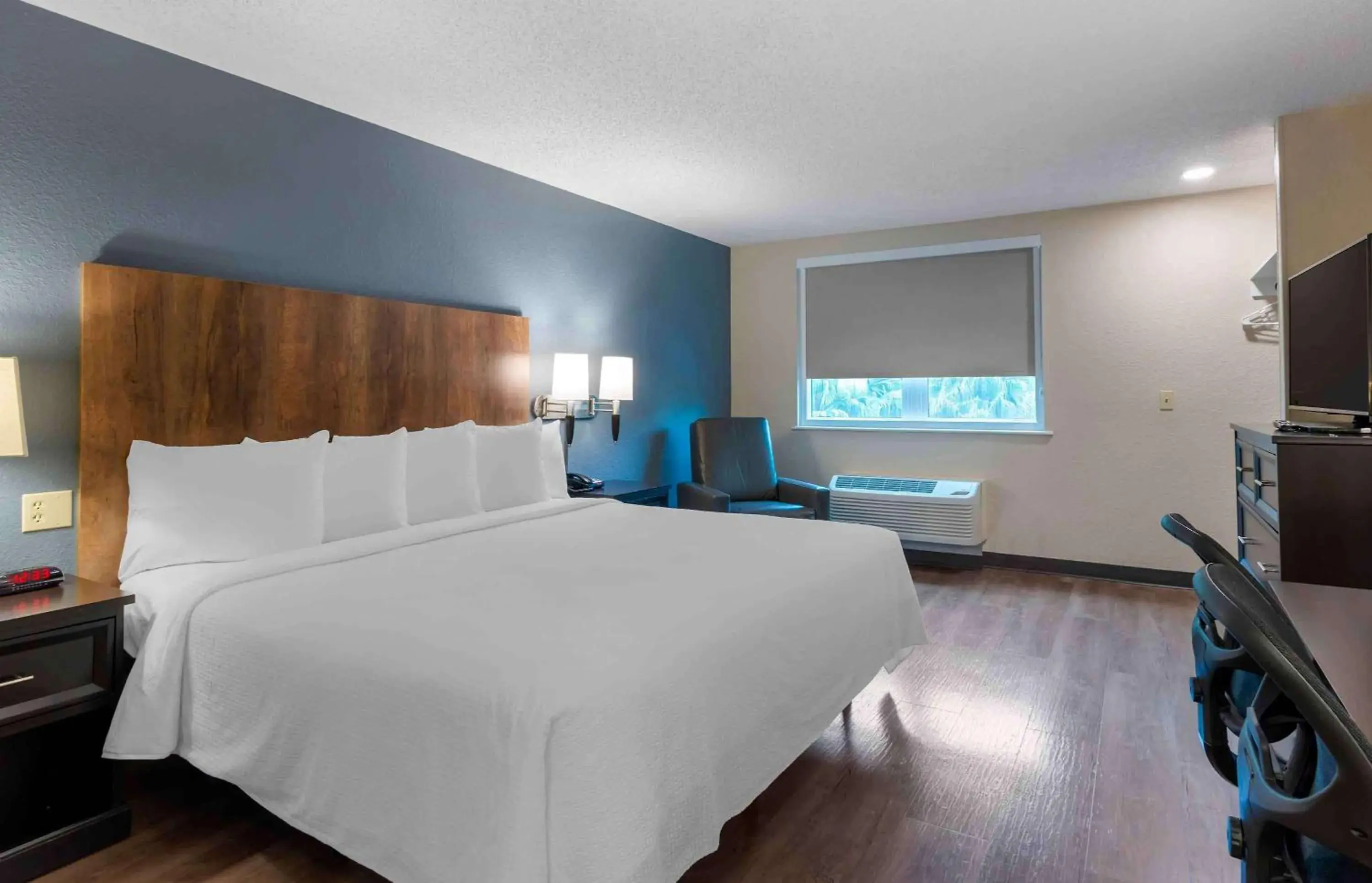 Studio with 1 King Bed - Non-Smoking in Extended Stay America Premier Suites - Miami - Coral Gables Studio with 1 King Bed - Non-Smoking in Extended Stay America Premier Suites - Miami - Coral Gables