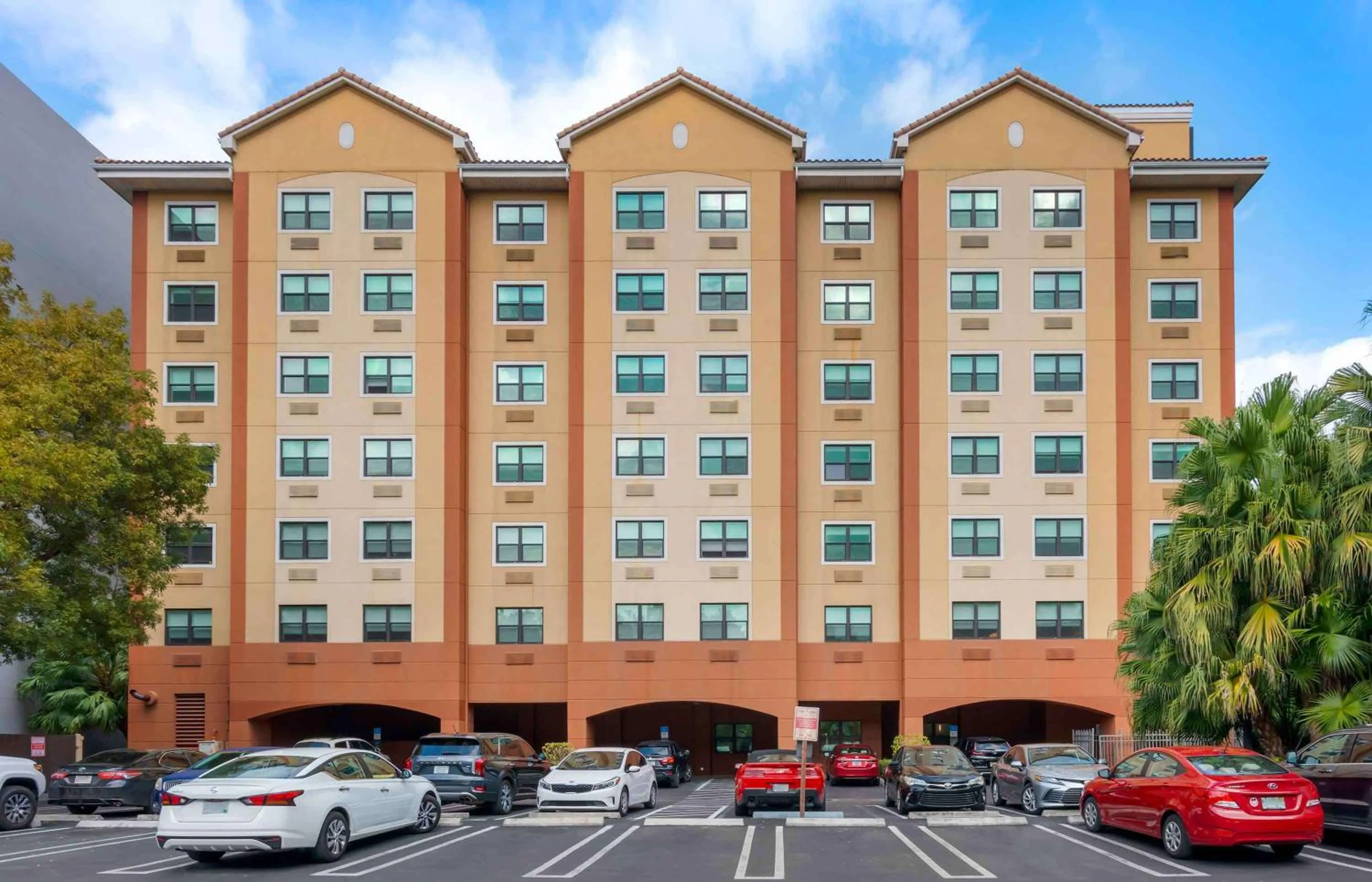 Property building in Extended Stay America Premier Suites - Miami - Coral Gables